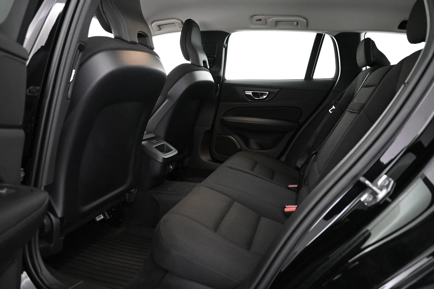 Car Image - 3UXY5NHxQBB8qnZgdzFb1w