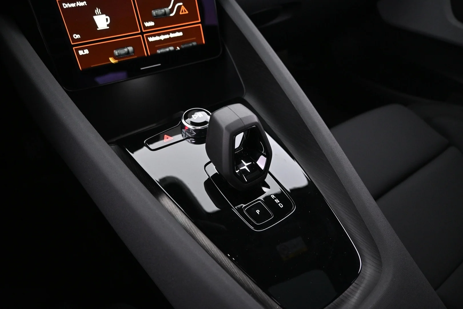 Car Image - 5JfUVtDQNO4e85DicFEtEU
