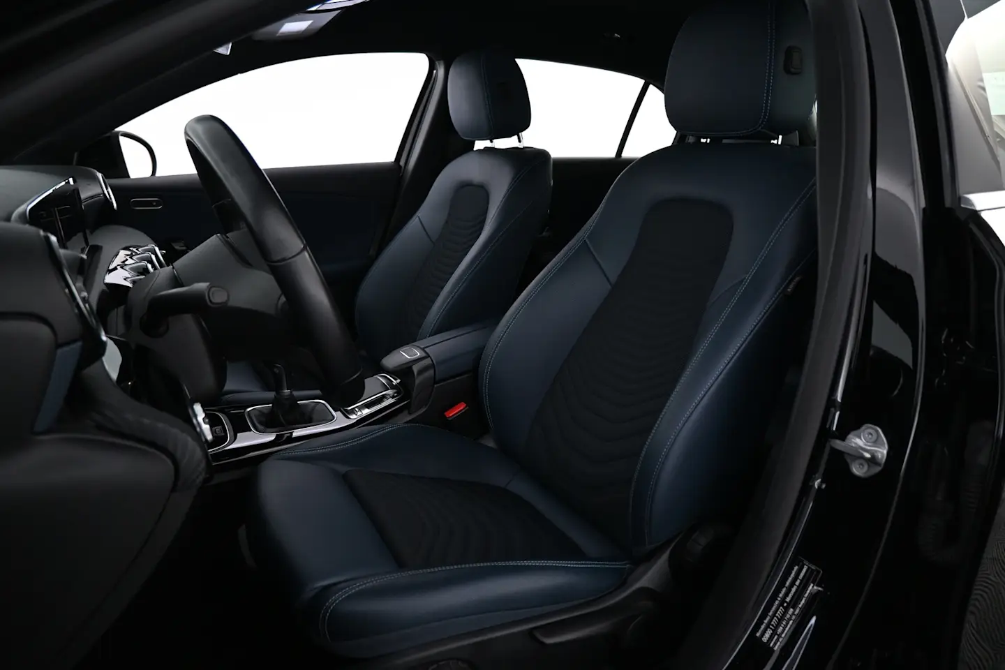 Car Image - 7kQ6sRZgyxc912GAxoEeWC