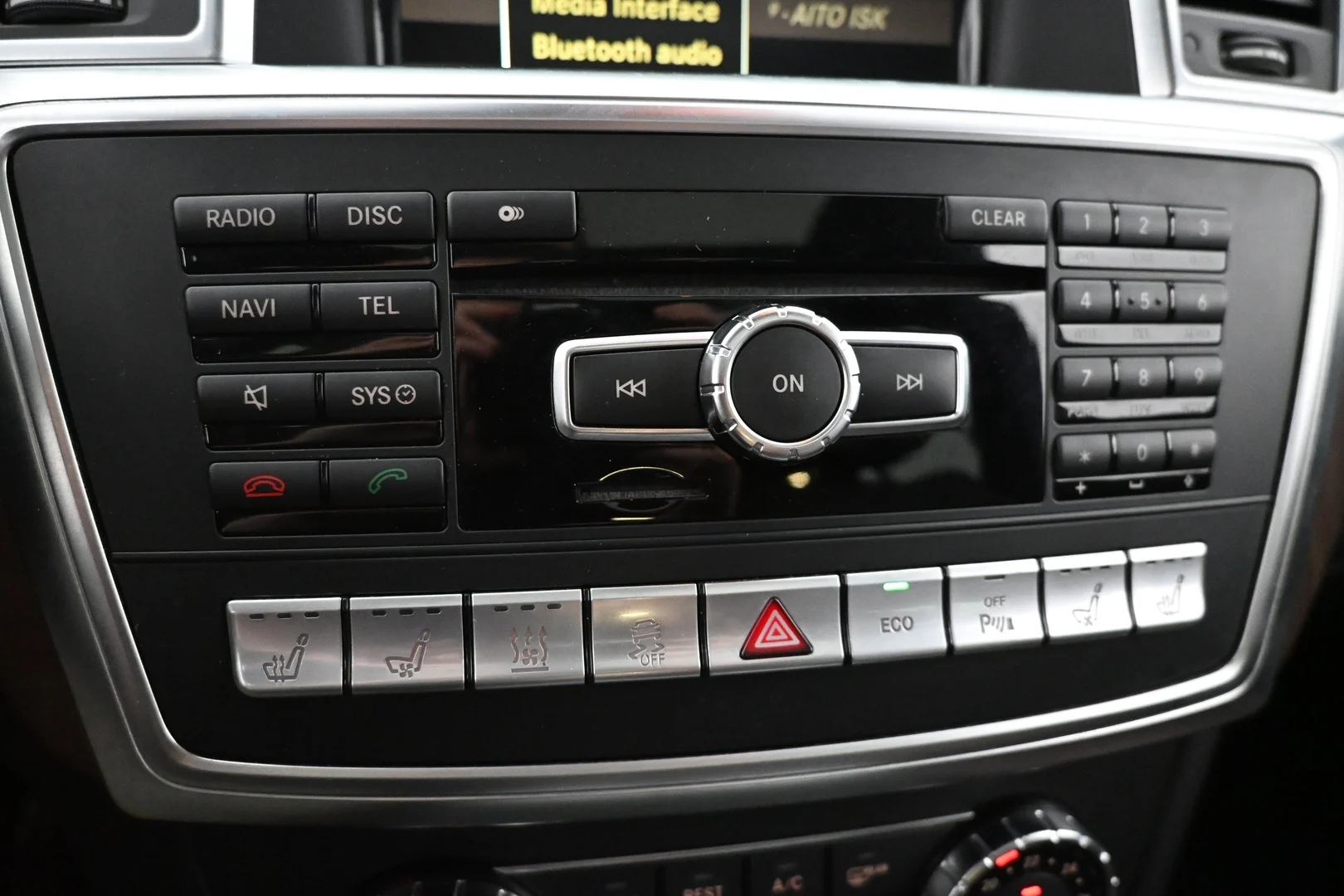 Car Image - 2H32mxr6qkgfHvuxbibUSz