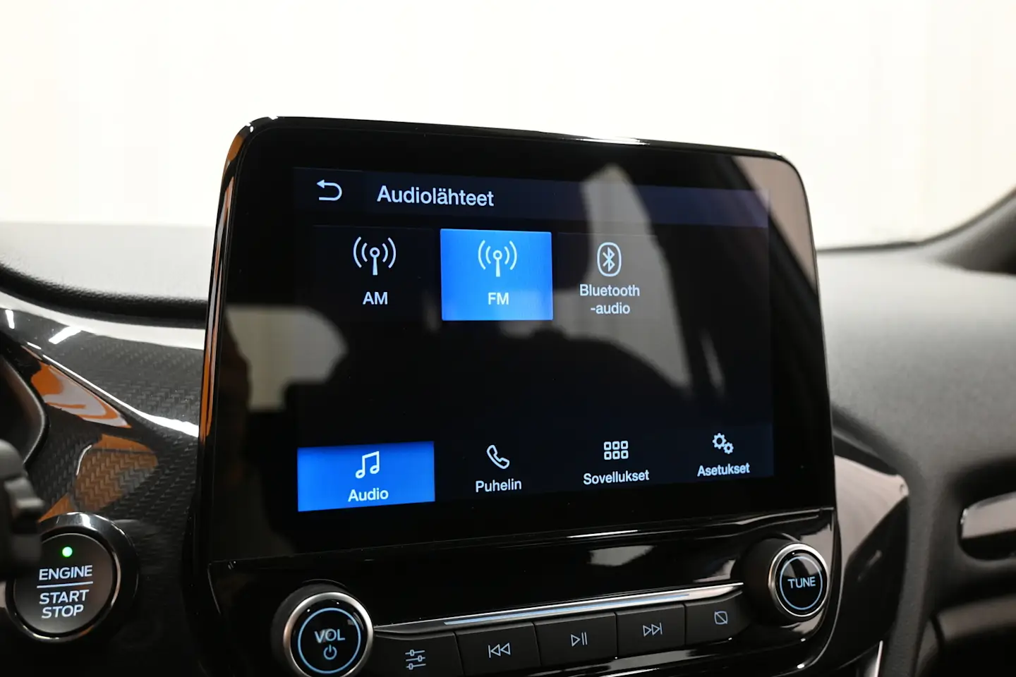 Car Image - 2nSlkwUu7t3oUc2jXfBVSi