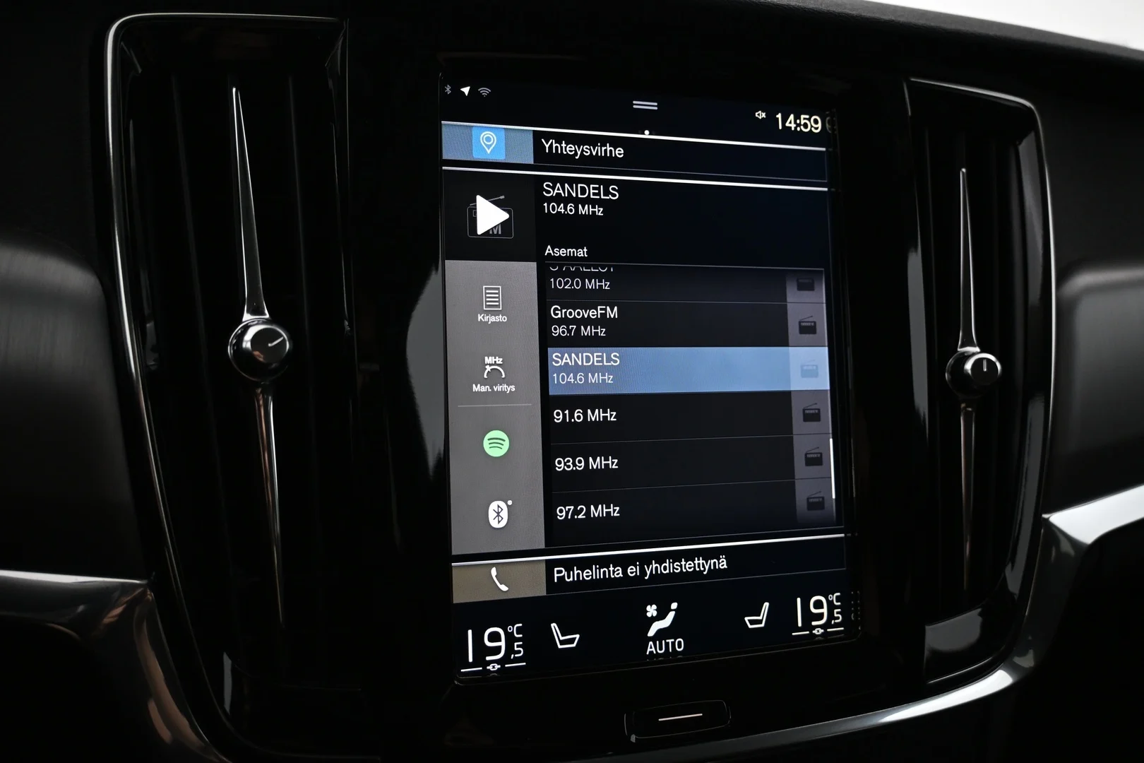Car Image - QsSh8FzczwS7TLprwT9XR