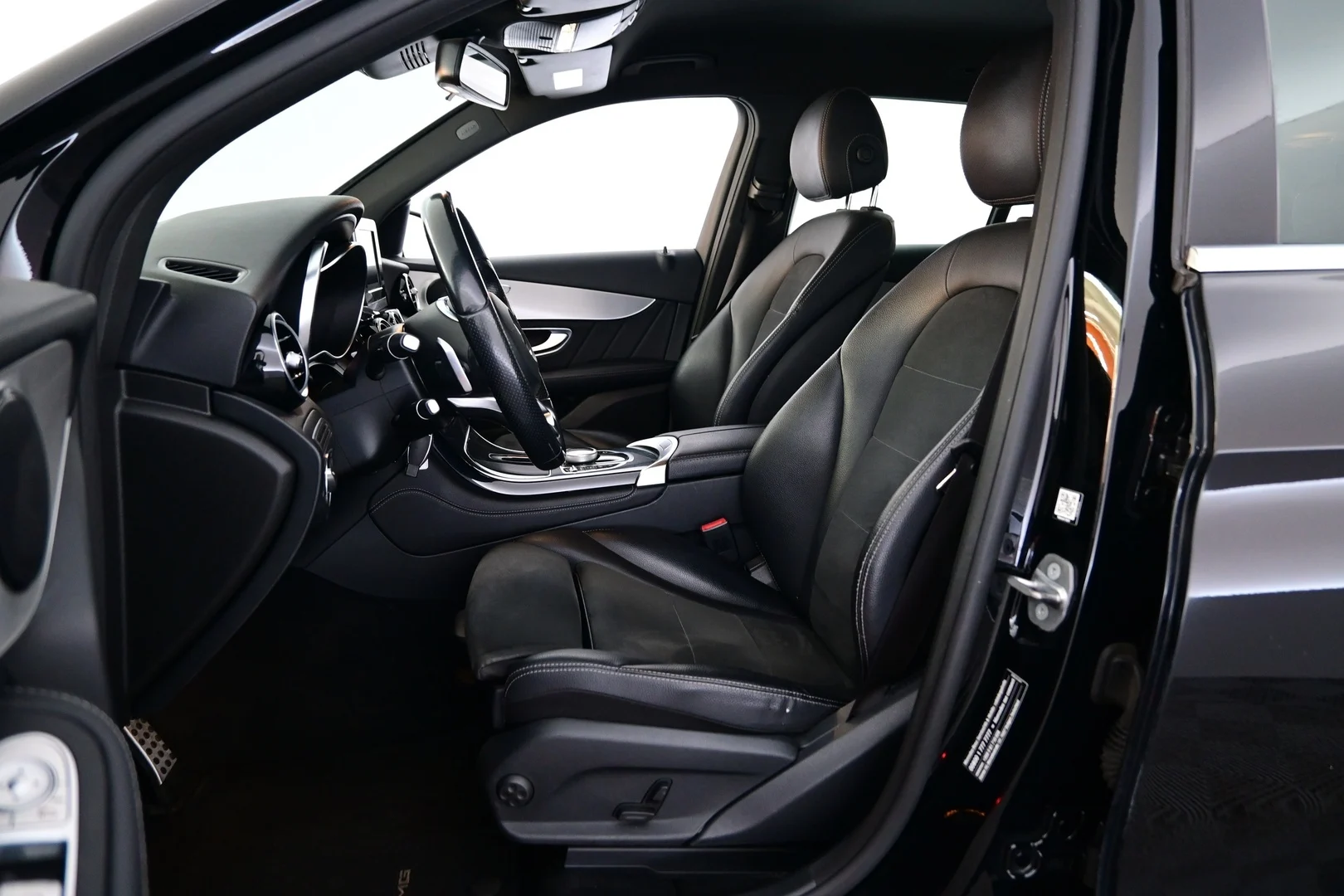 Car Image - 5jmCRA1C3QIBb4UyaZY7Vb