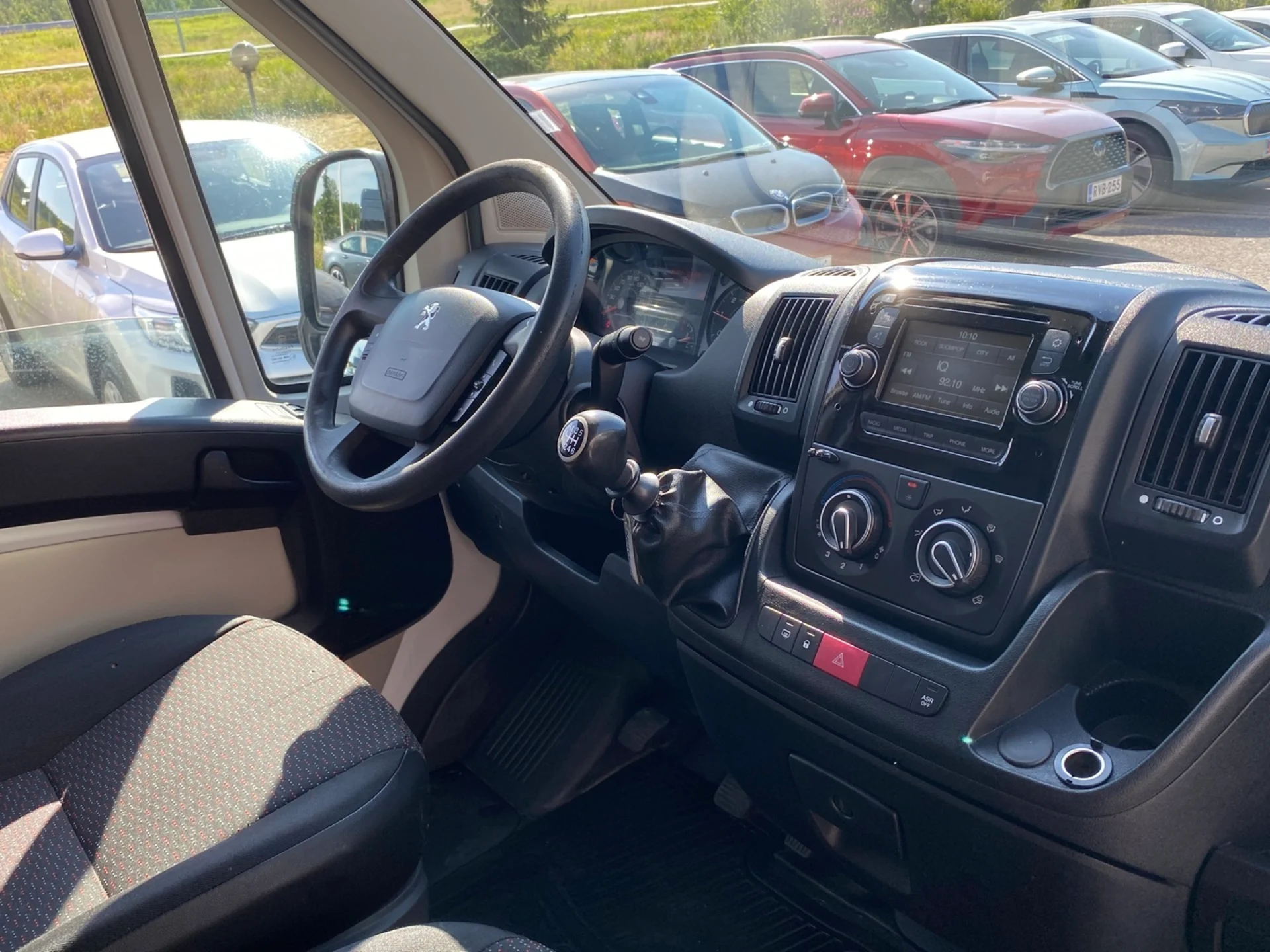 Car Image - 3TdHinaMalOGzRBx8c6F0K