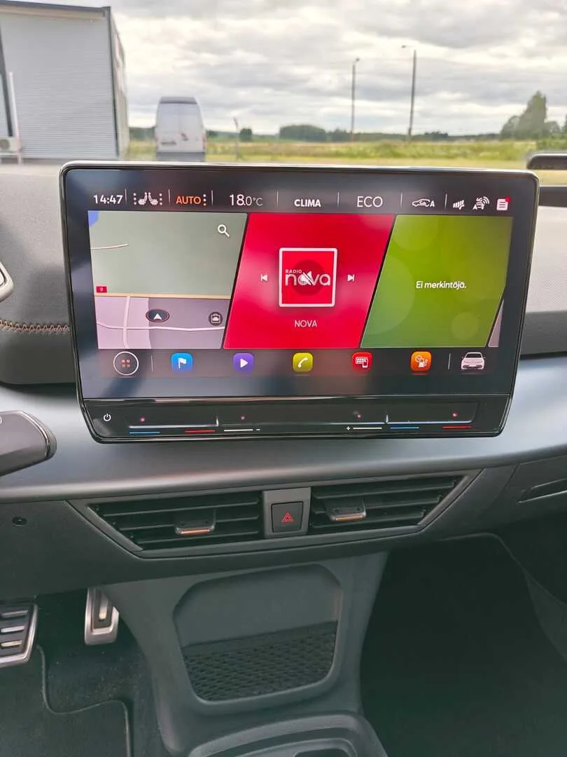 Car Image - 68JdaQUGctYS3L2aqNZ6Hy