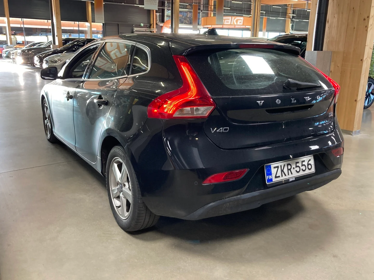 Car Image - 6We6pmUnopTwLbUdj2c6q0