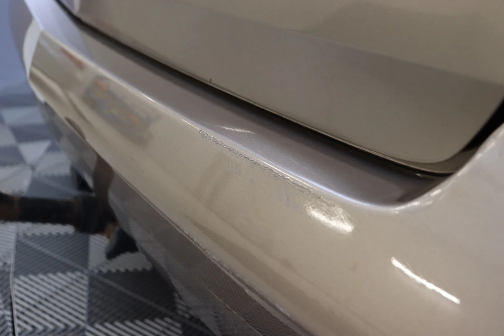 Car Image - 5lLYa5f7uc1jlbd00A53Ht
