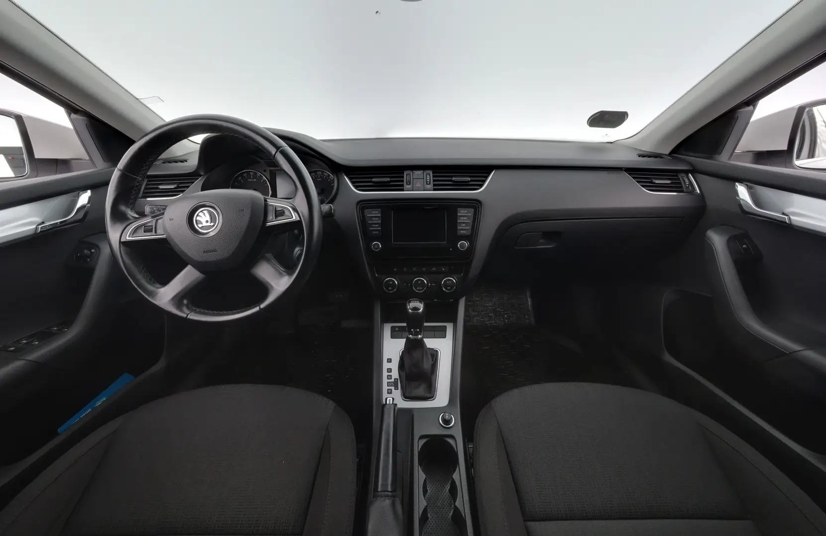 Car Image - 6uP9j8PVpmDpYNYIxBjsod