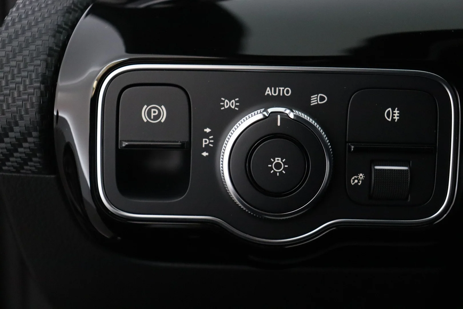 Car Image - 25bDwhlmVnhVu0WKUe7xkP