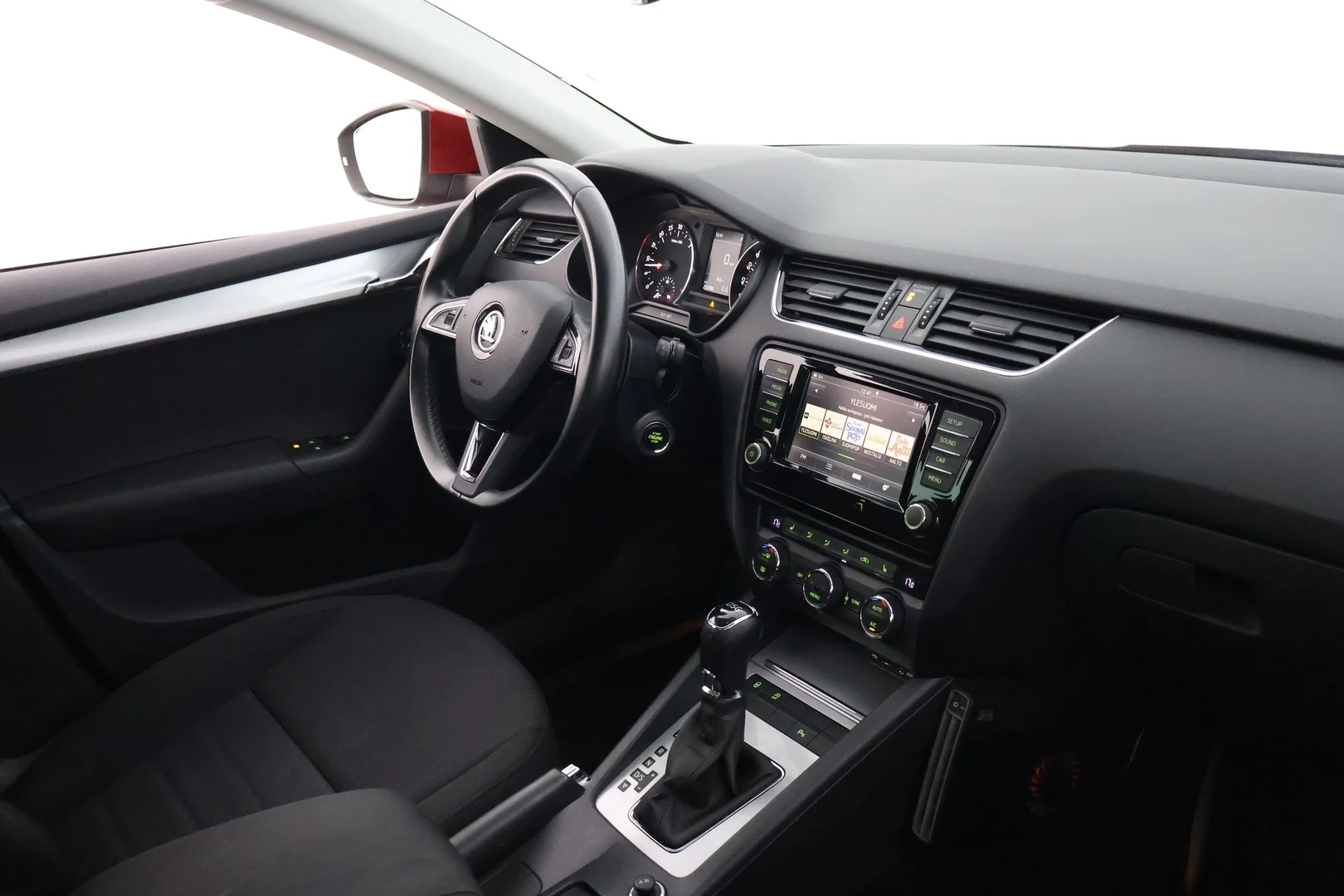 Car Image - f6SNOiyBoAk4qZKX2TGPc