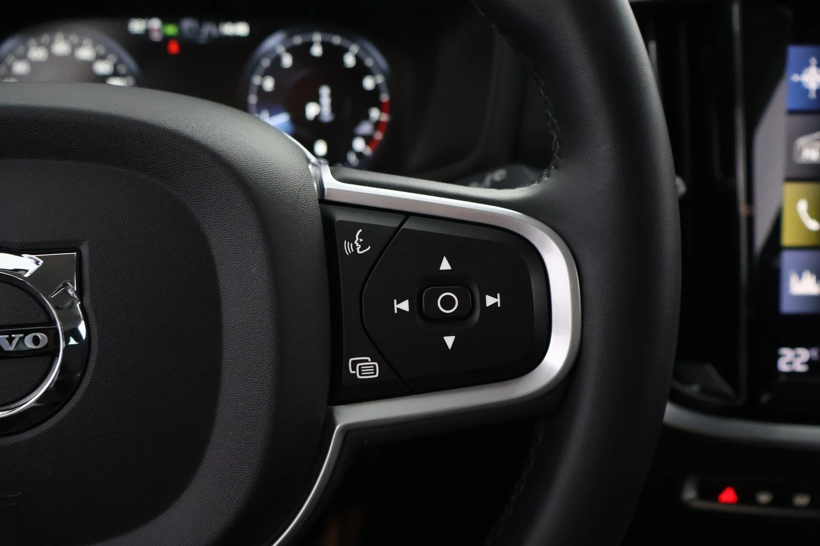 Car Image - 4e7ZT2fXNYT4TcImXABaVd