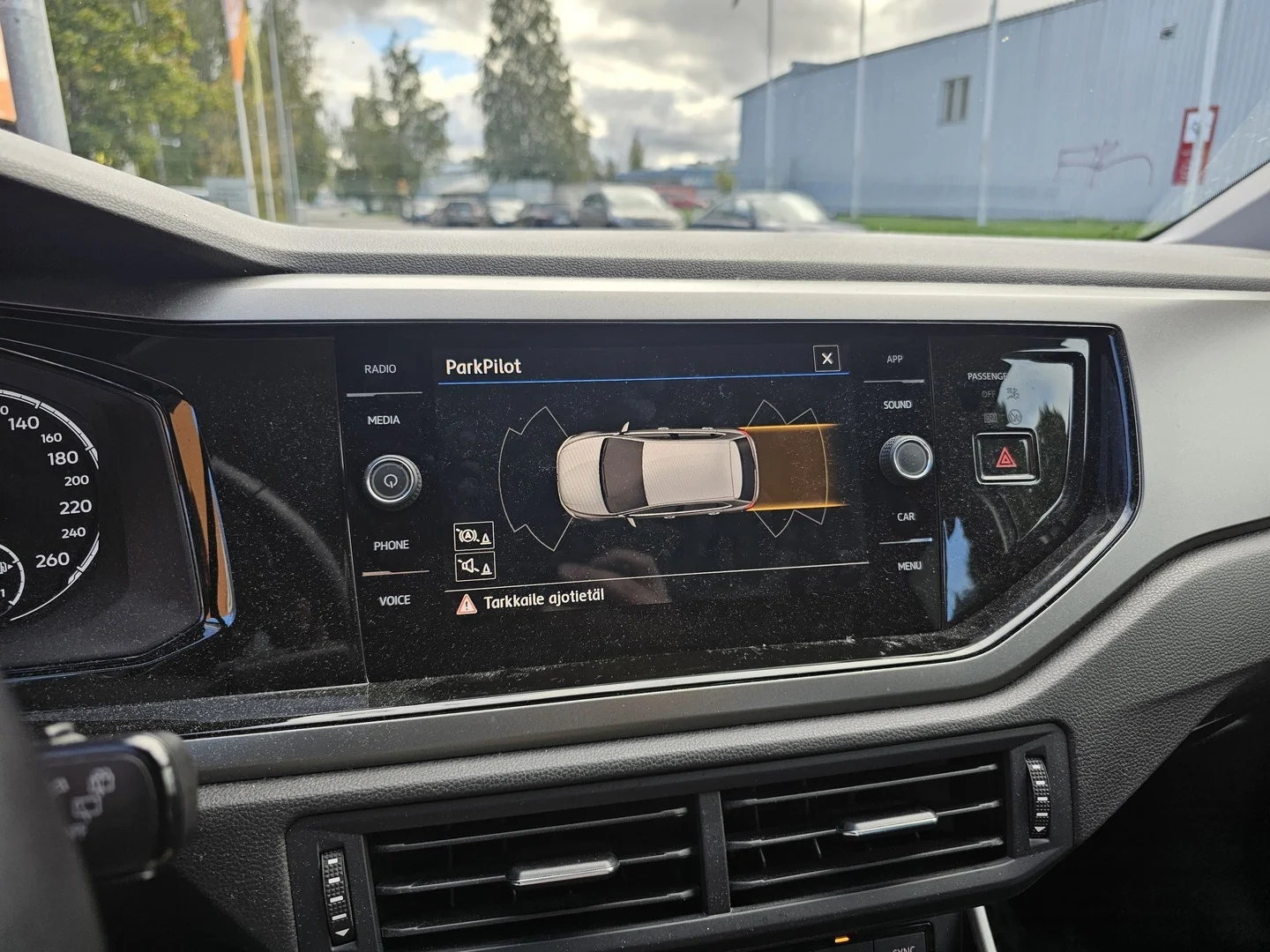 Car Image - 2ucnsbch3zOwuZZdJFGY2y