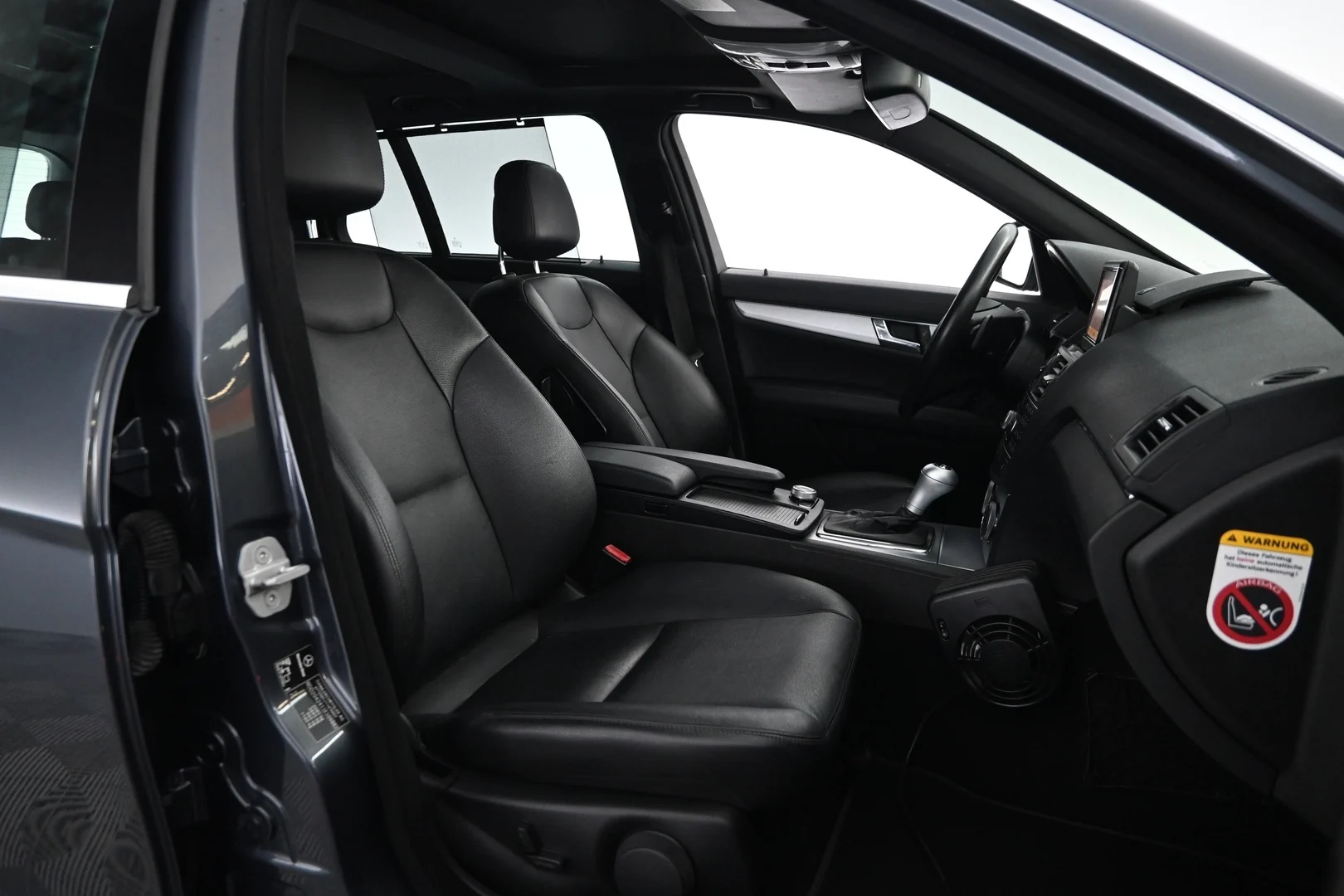 Car Image - MvbLfXewEC9pIBcFryfA8