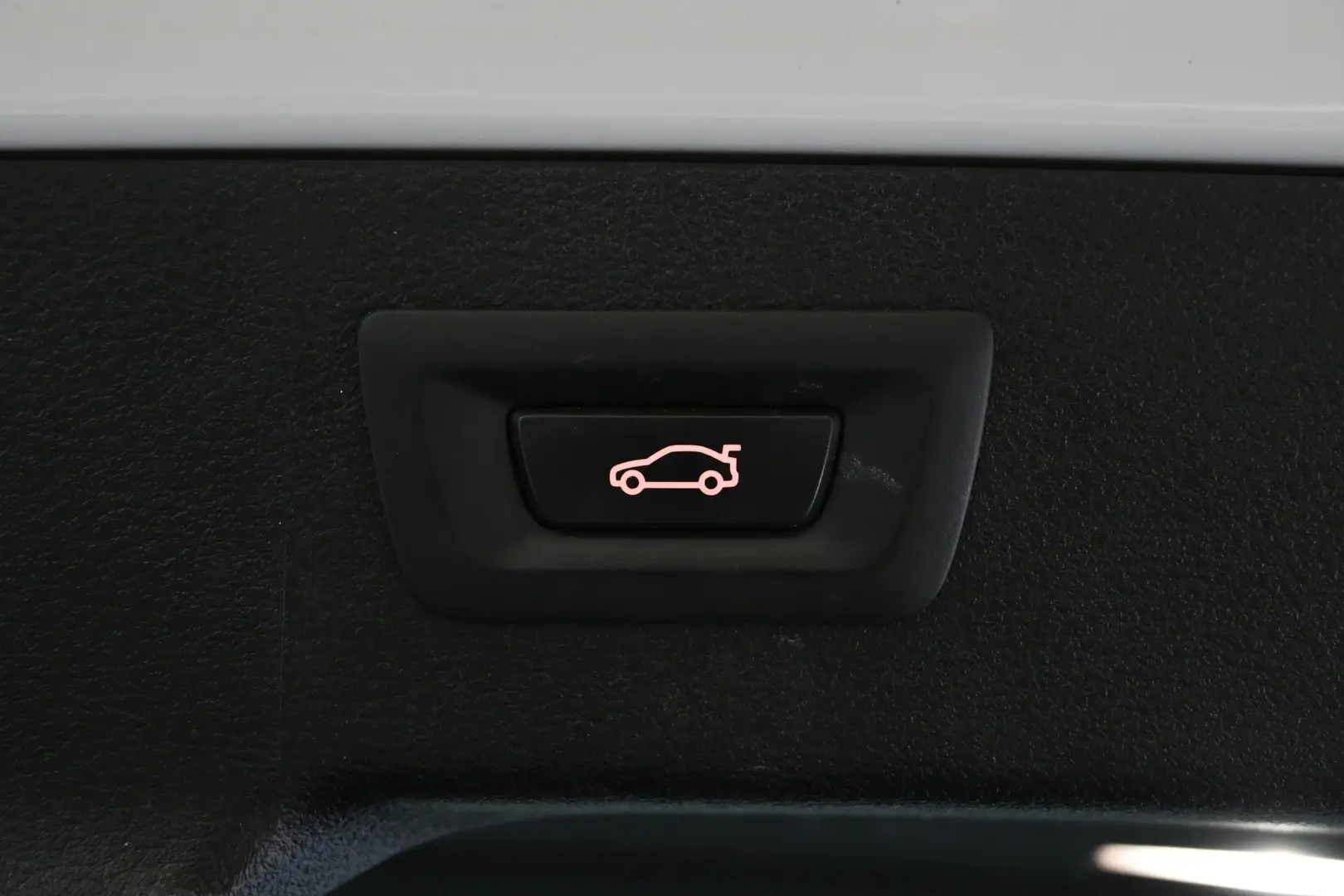 Car Image - 5IwbnJJzPGSh57iKXgY19j