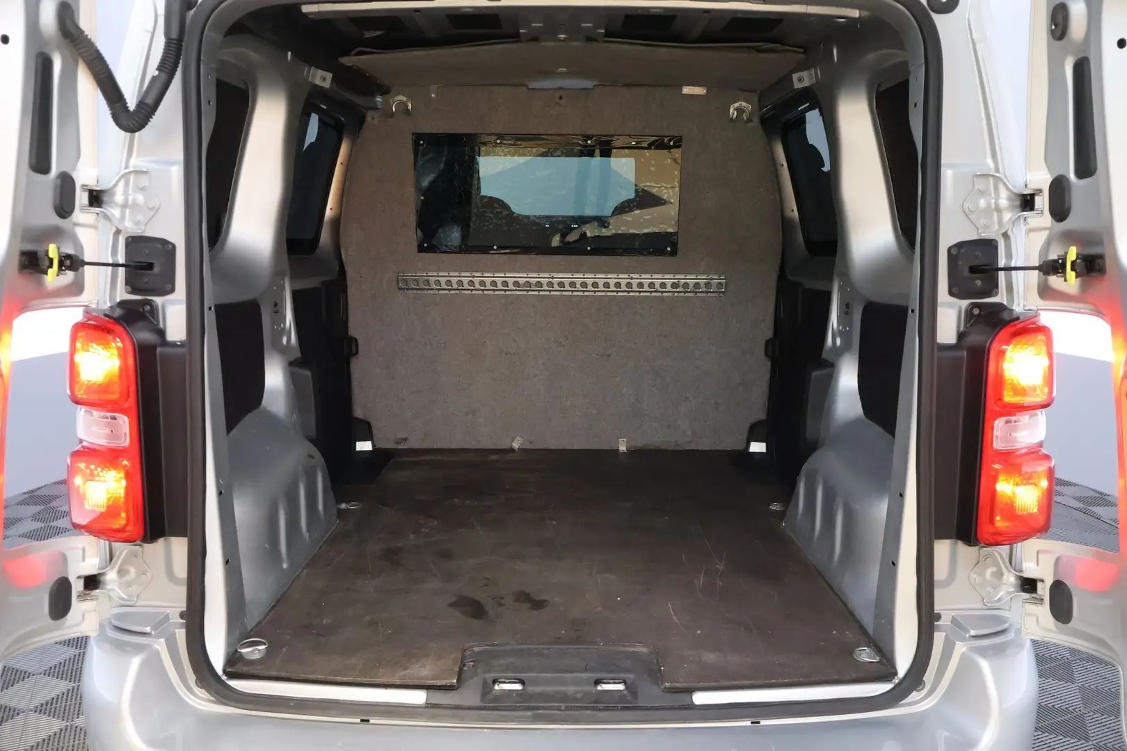 Car Image - 6gx7Bd03c8TBXD7W5N8Zib