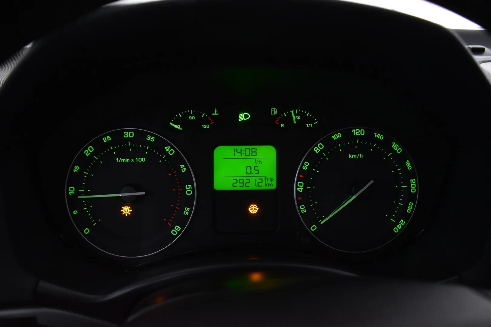Car Image - 1UxU6LSHITIcvP2uDx2cWR