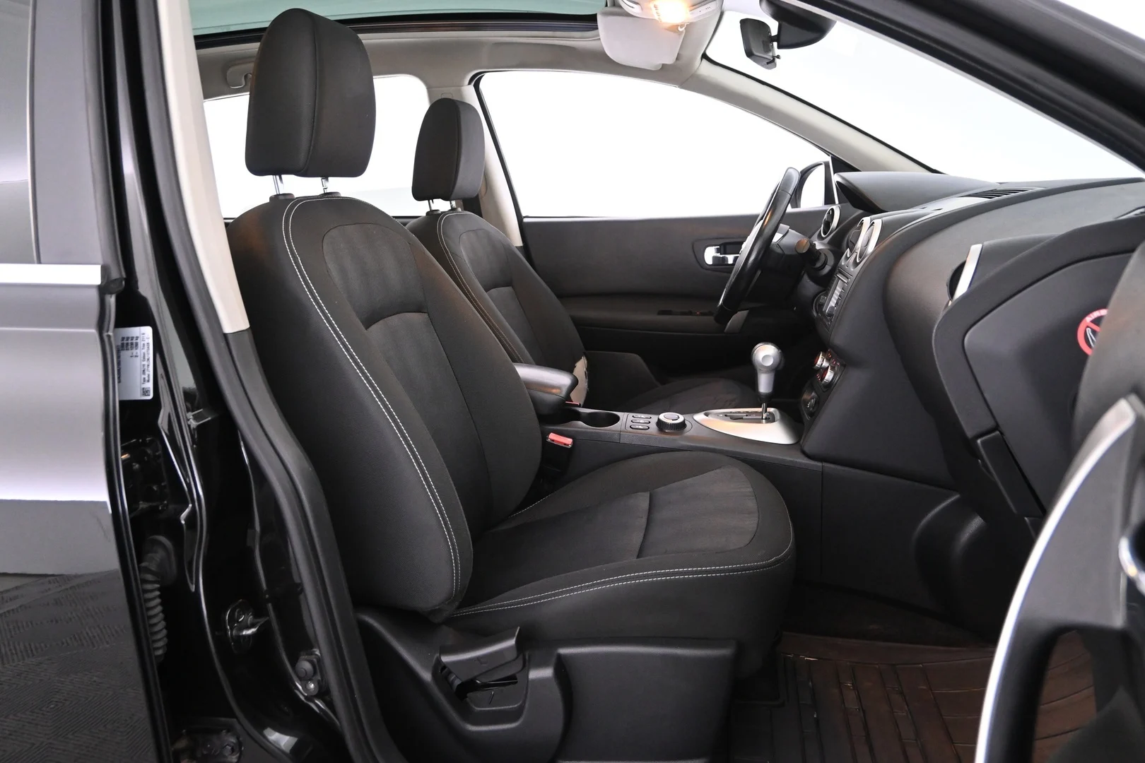 Car Image - 394540sqzDZ7n6jpM6PrEA
