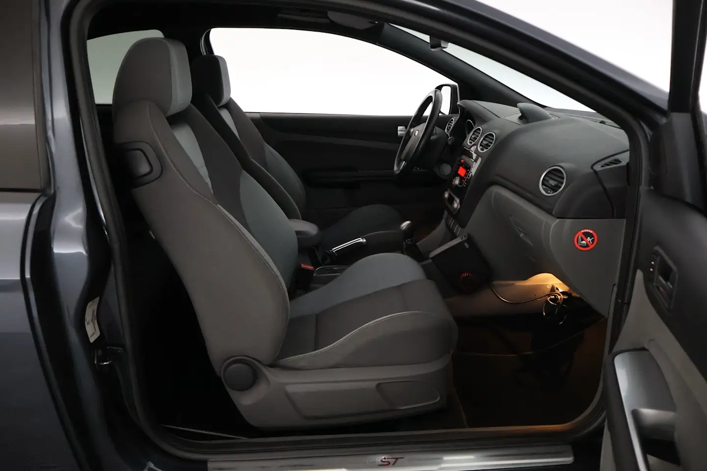 Car Image - 259EJ50uanwc6R2o512net