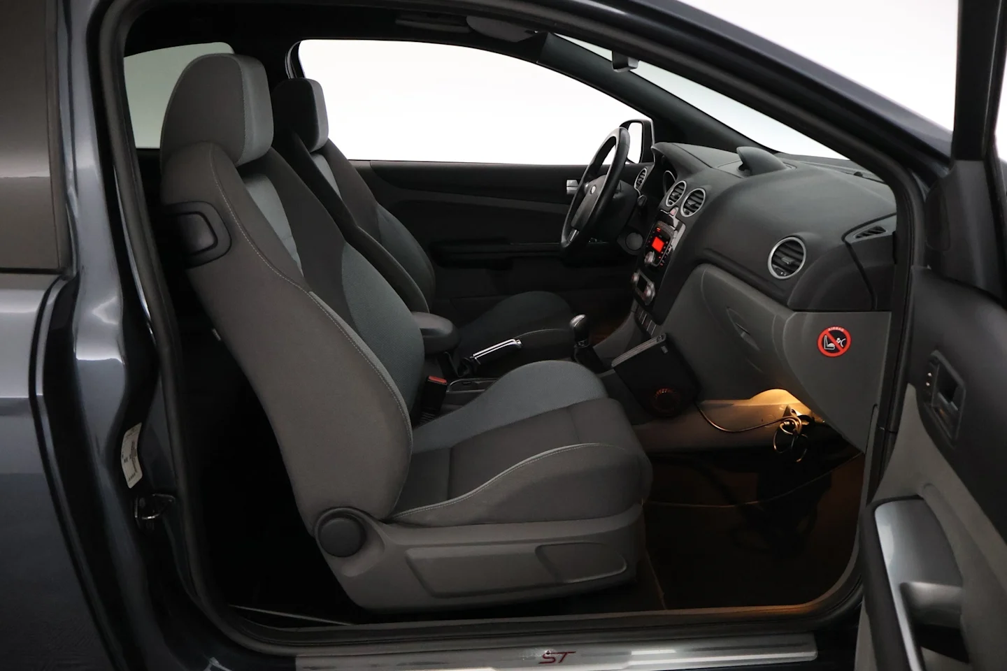 Car Image - 259EJ50uanwc6R2o512net