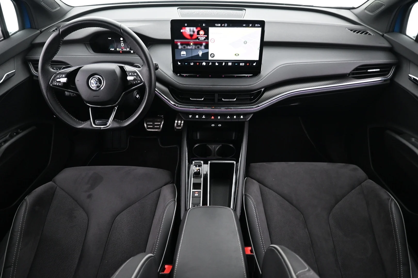 Car Image - 3P7G82Ki1Oln7hcNLumErz