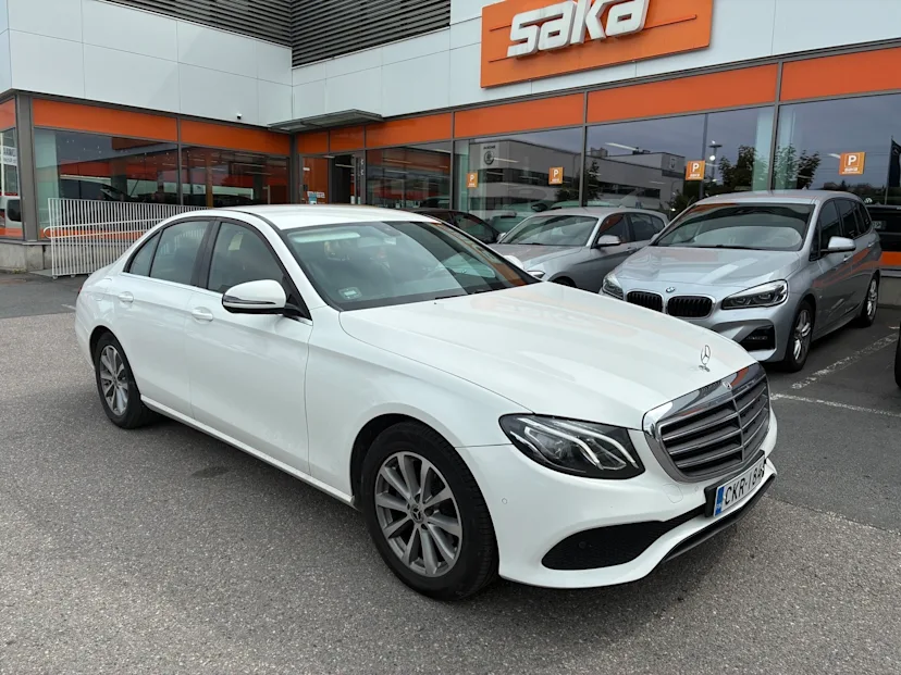 Mercedes-Benz E