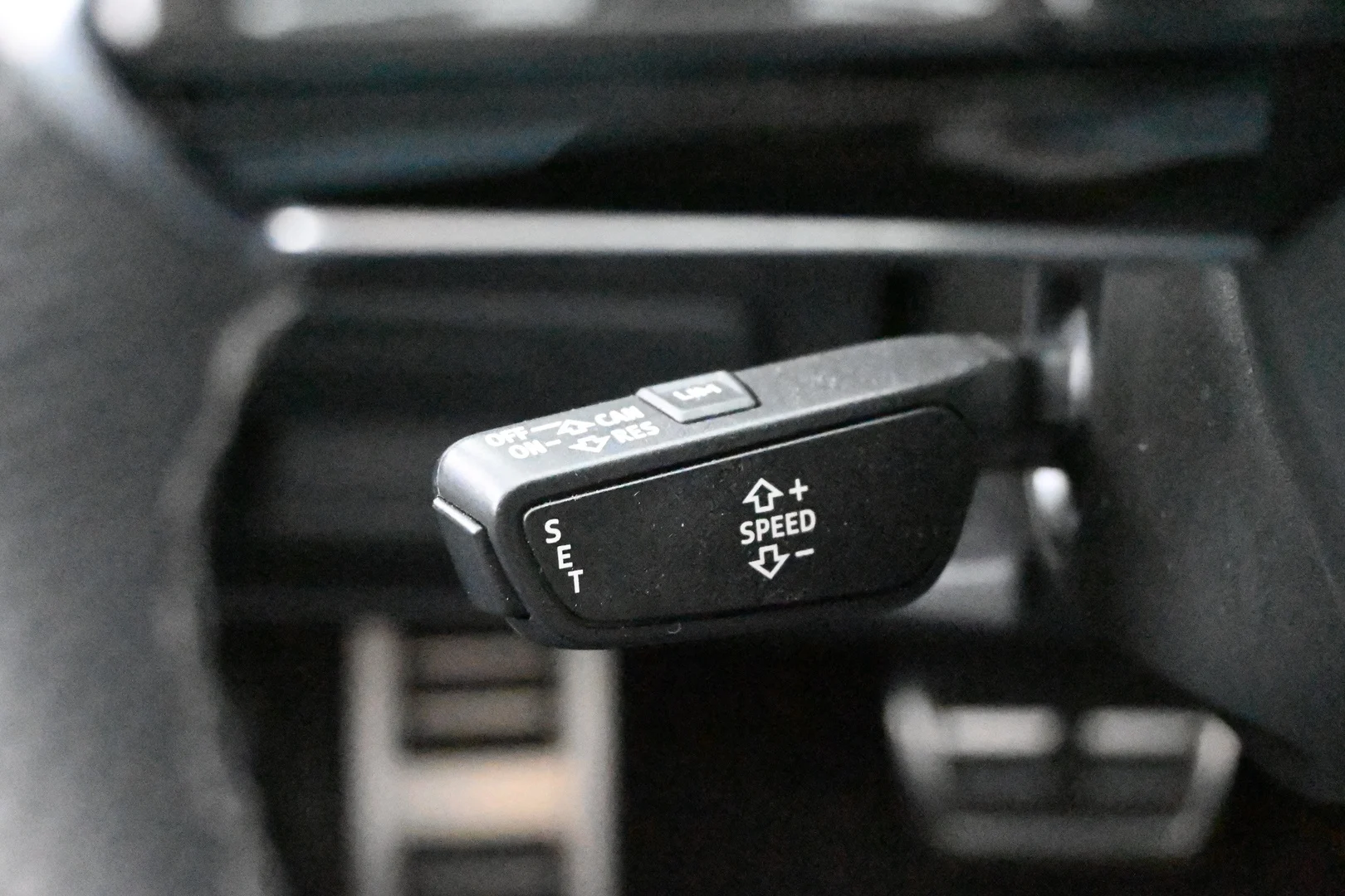 Car Image - 5dgNEpfWmcFOiGPxl0yImg