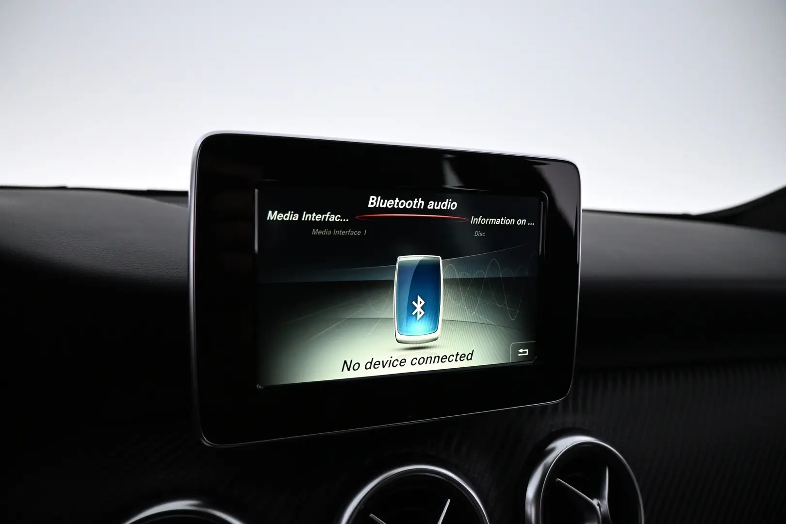 Car Image - 76az3h12EEdLlUJcjmnWOs