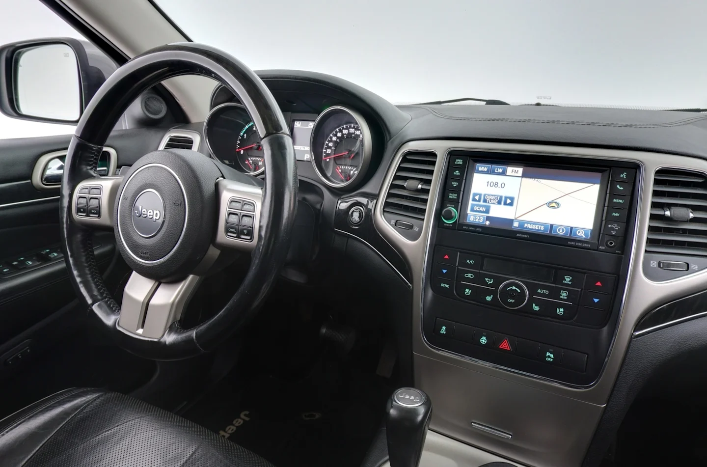 Car Image - 1MnMRlhWkbDMIVkj03IXFf