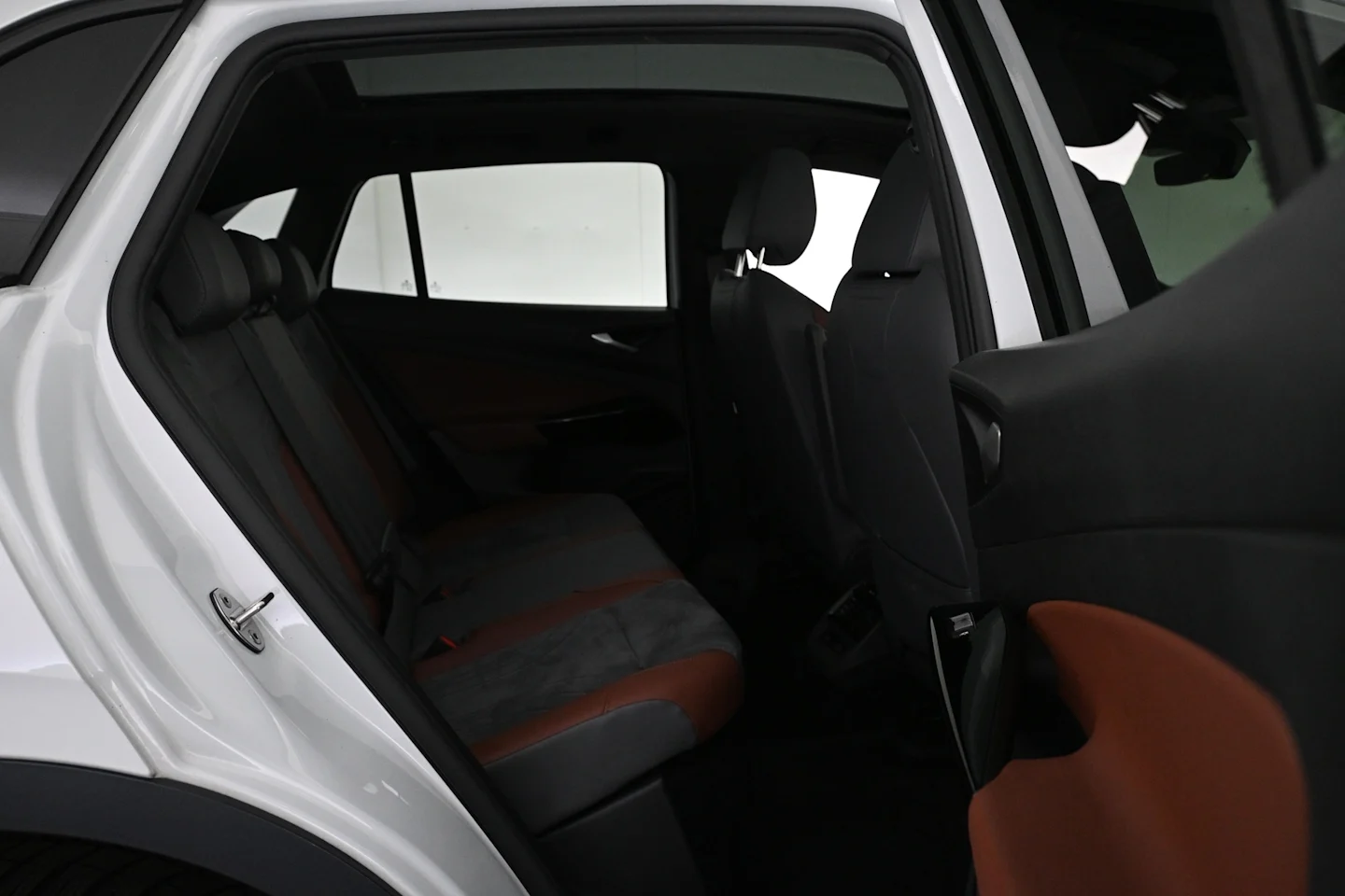 Car Image - 1c5vdOEqWmXTMGu4yY7PWn