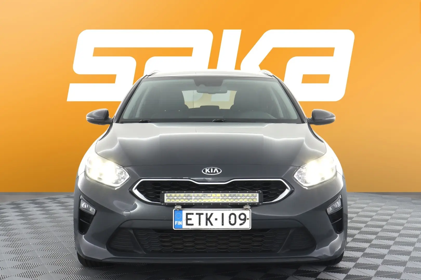 Car Image - 3KH5LOKrRfV4wihZgL7OrE