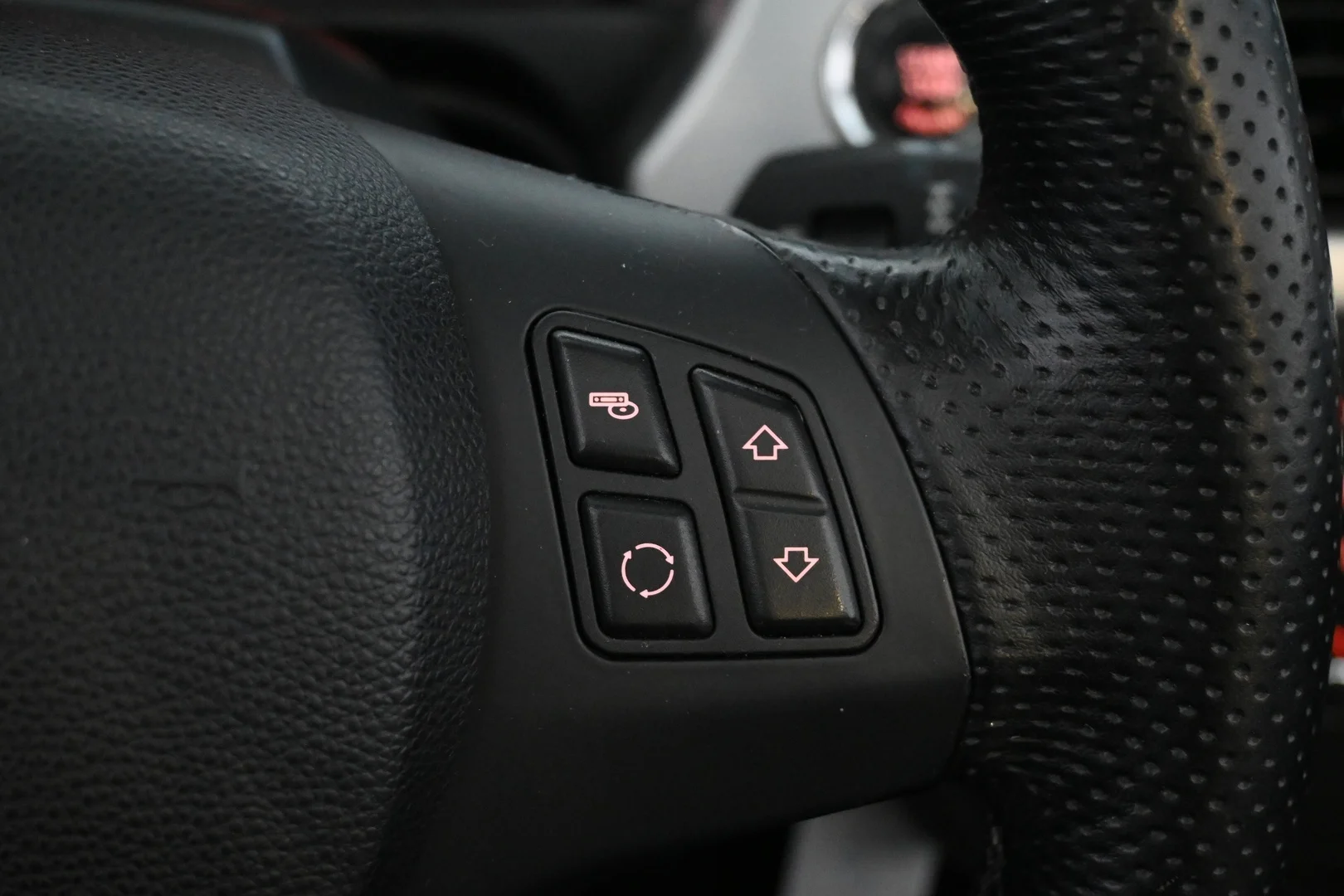 Car Image - 1IUsgvnkEdmSKwCKpUMlXd