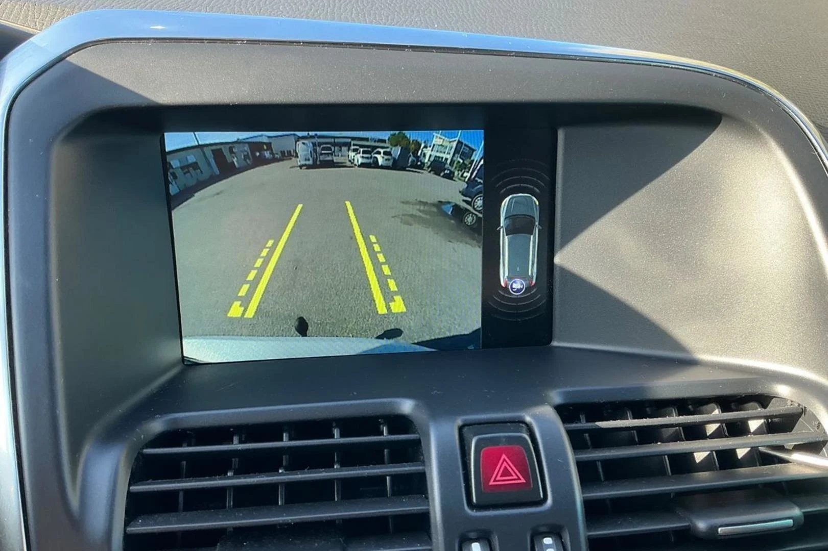 Car Image - 6CQfH44IUFFQvazBHiOCXT