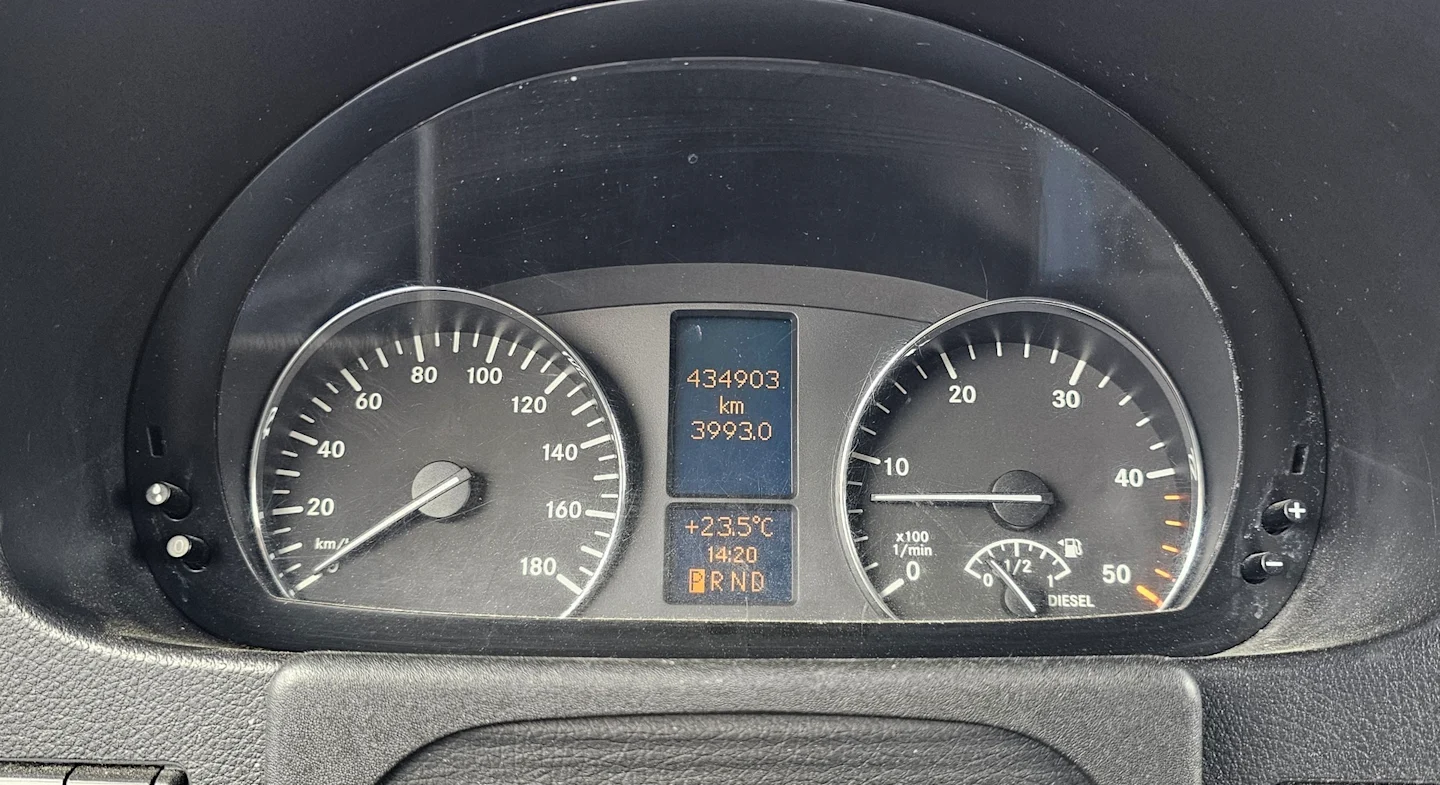 Car Image - 6iTLXBmcbfyZSmObM4ISiM