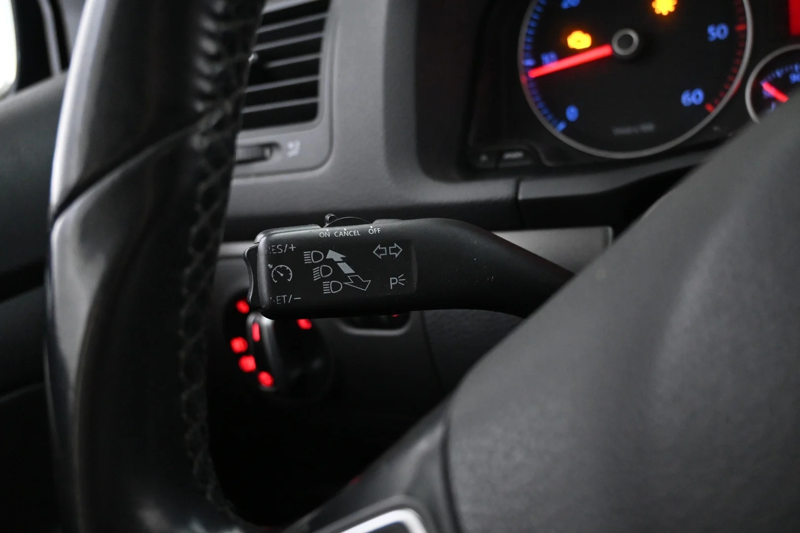 Car Image - 3fLz224NpxAEfJ5rzdVtey