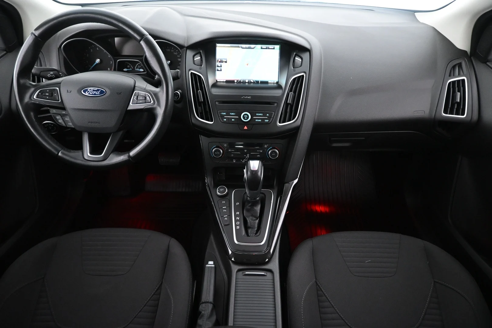 Car Image - 4D241PWdt0pzacVQFliRW3