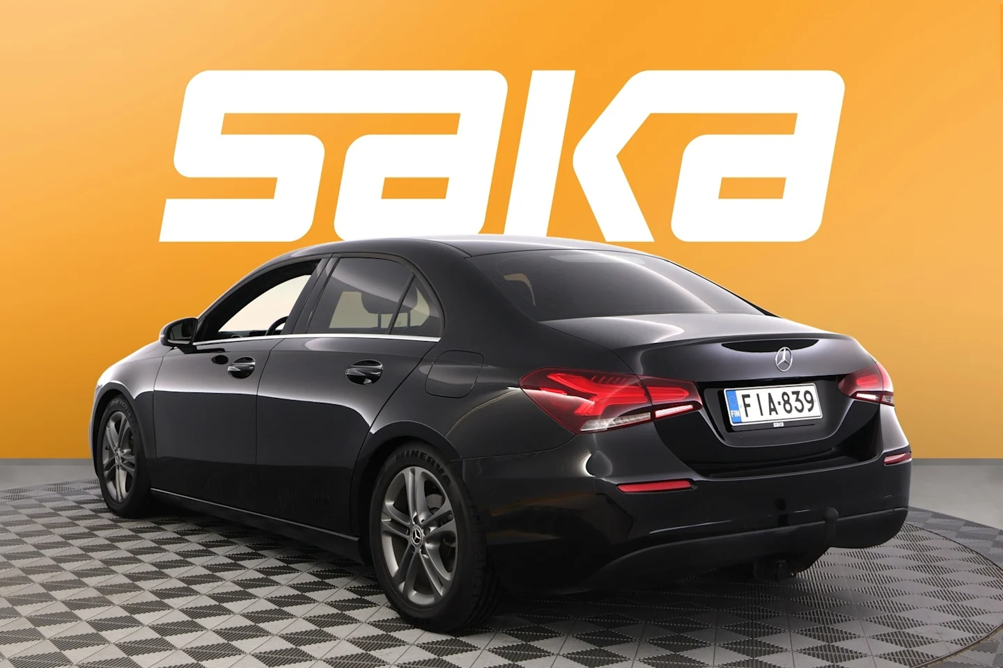 Car Image - 7F25BBbMBP6ziqZHOugbmD