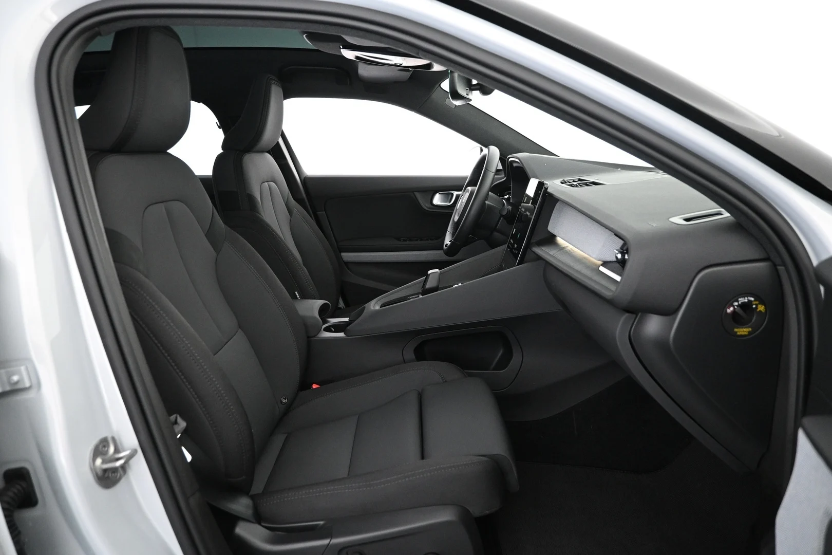 Car Image - 7EgwBAFxVJ9xE2d1CuHF4b