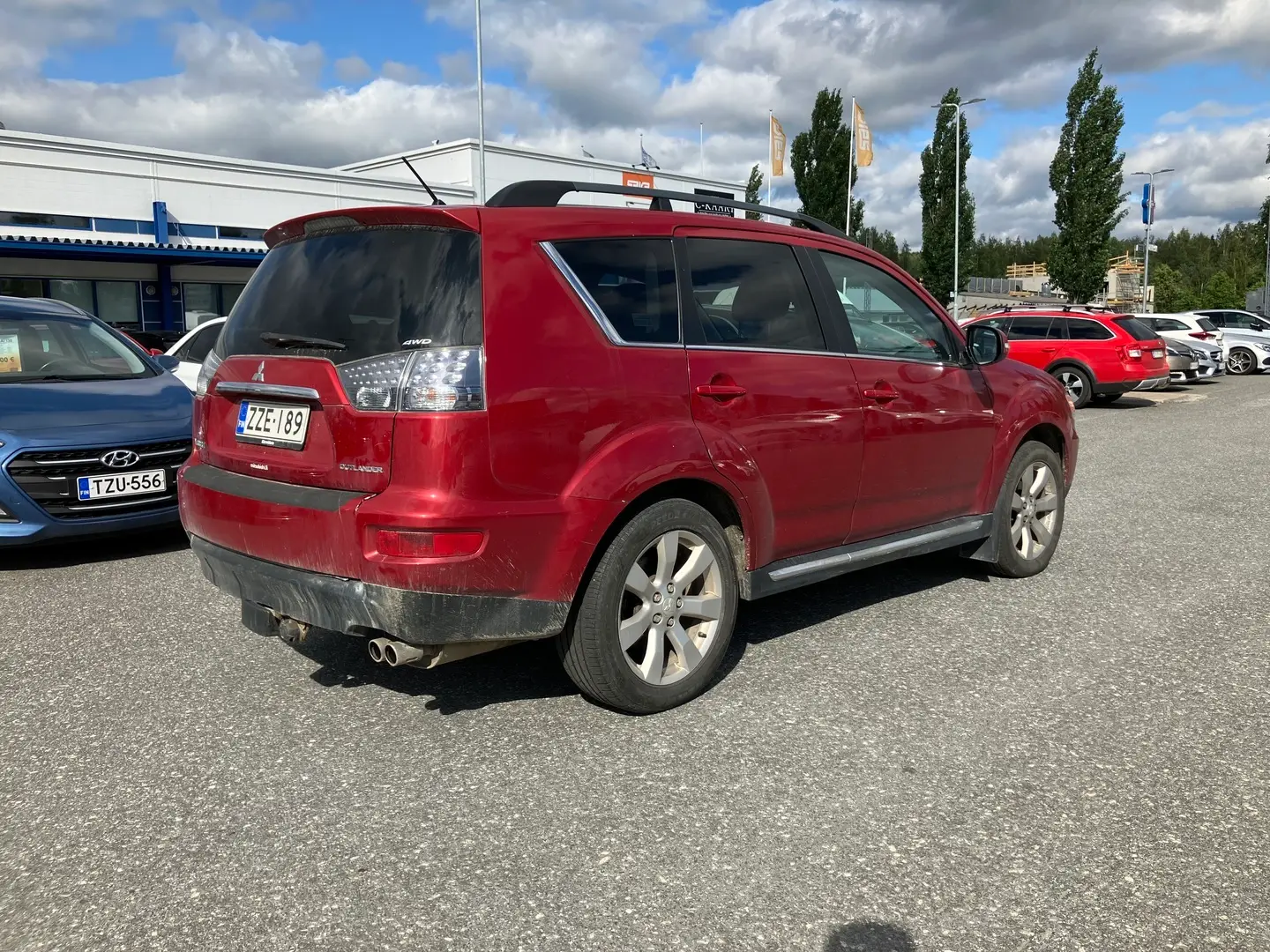 Car Image - 6J24lS2uLDc5iLzwU5kqZY