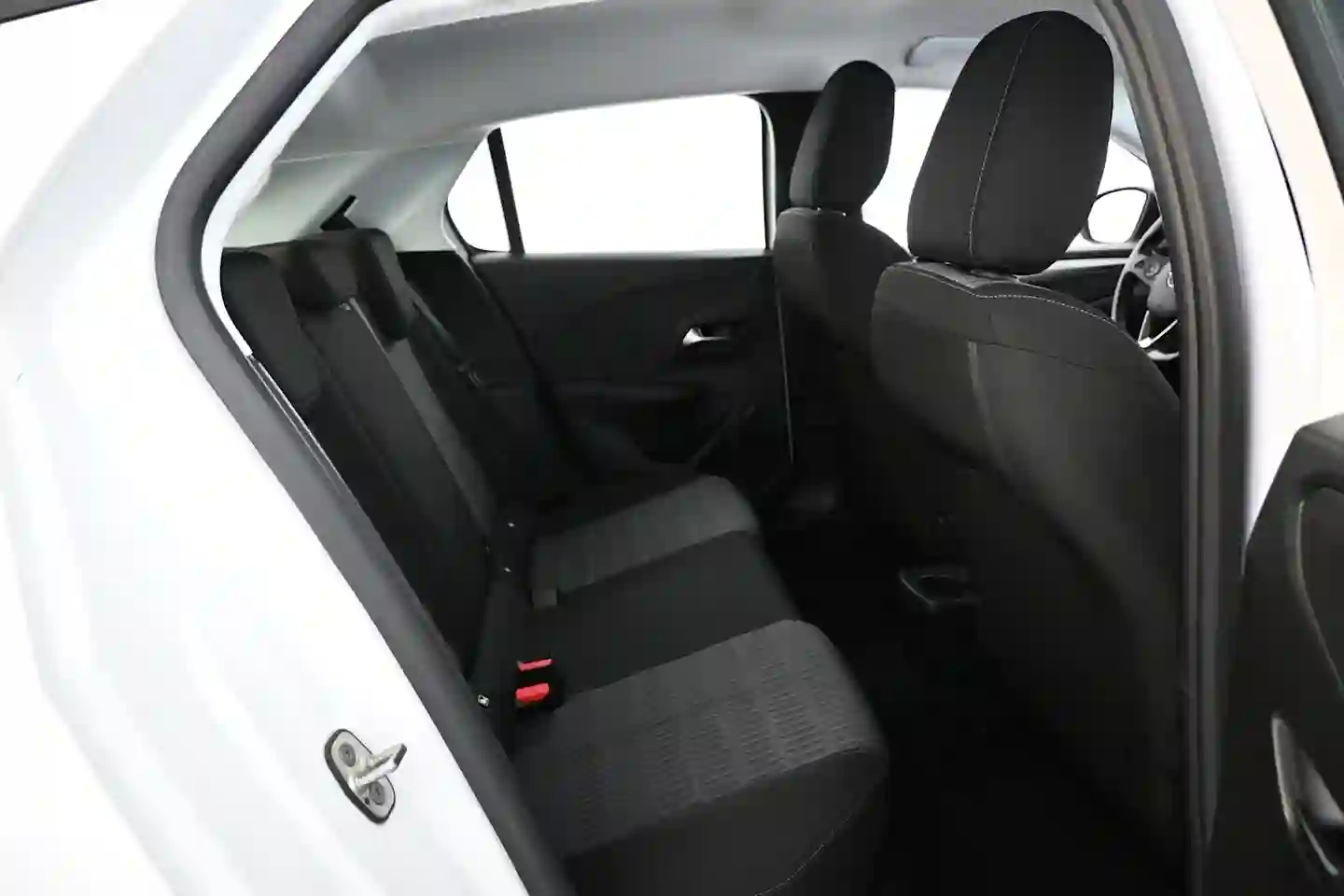 Car Image - 2B50P9udgfhTqeIofz3SJF