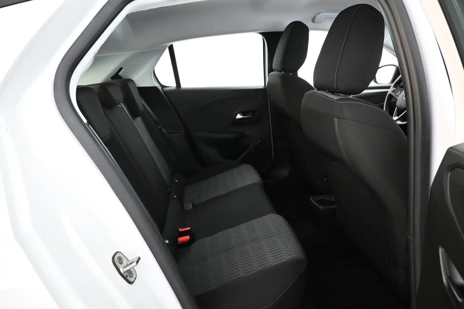Car Image - 2B50P9udgfhTqeIofz3SJF