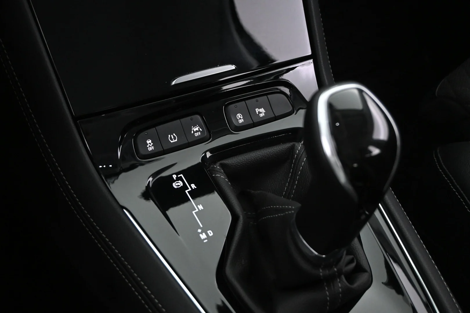 Car Image - 3mvQ3TpQHH29JV6tQSe02u