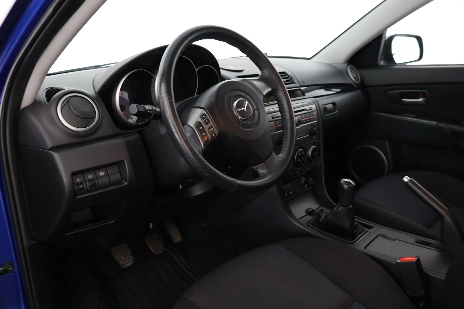 Car Image - DRFmwhKf6nhnf2WZ1ExqC