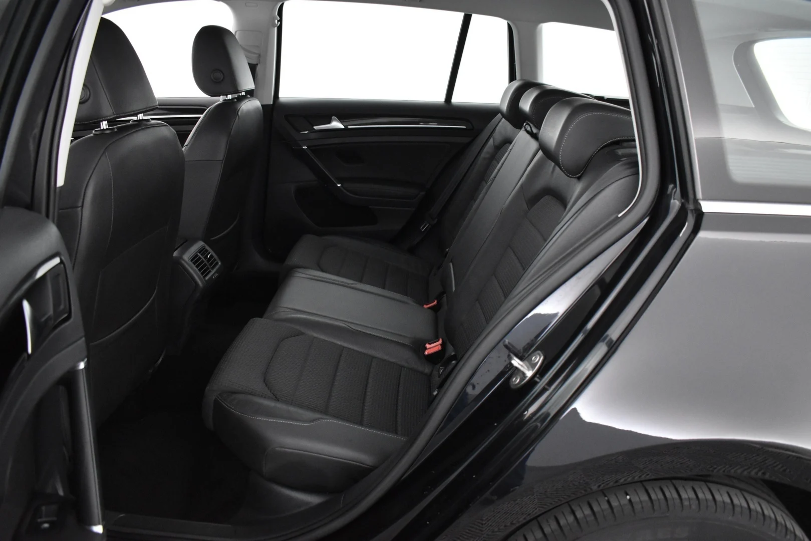 Car Image - 1ykIjJXoCVyYVRvyt9ycmd