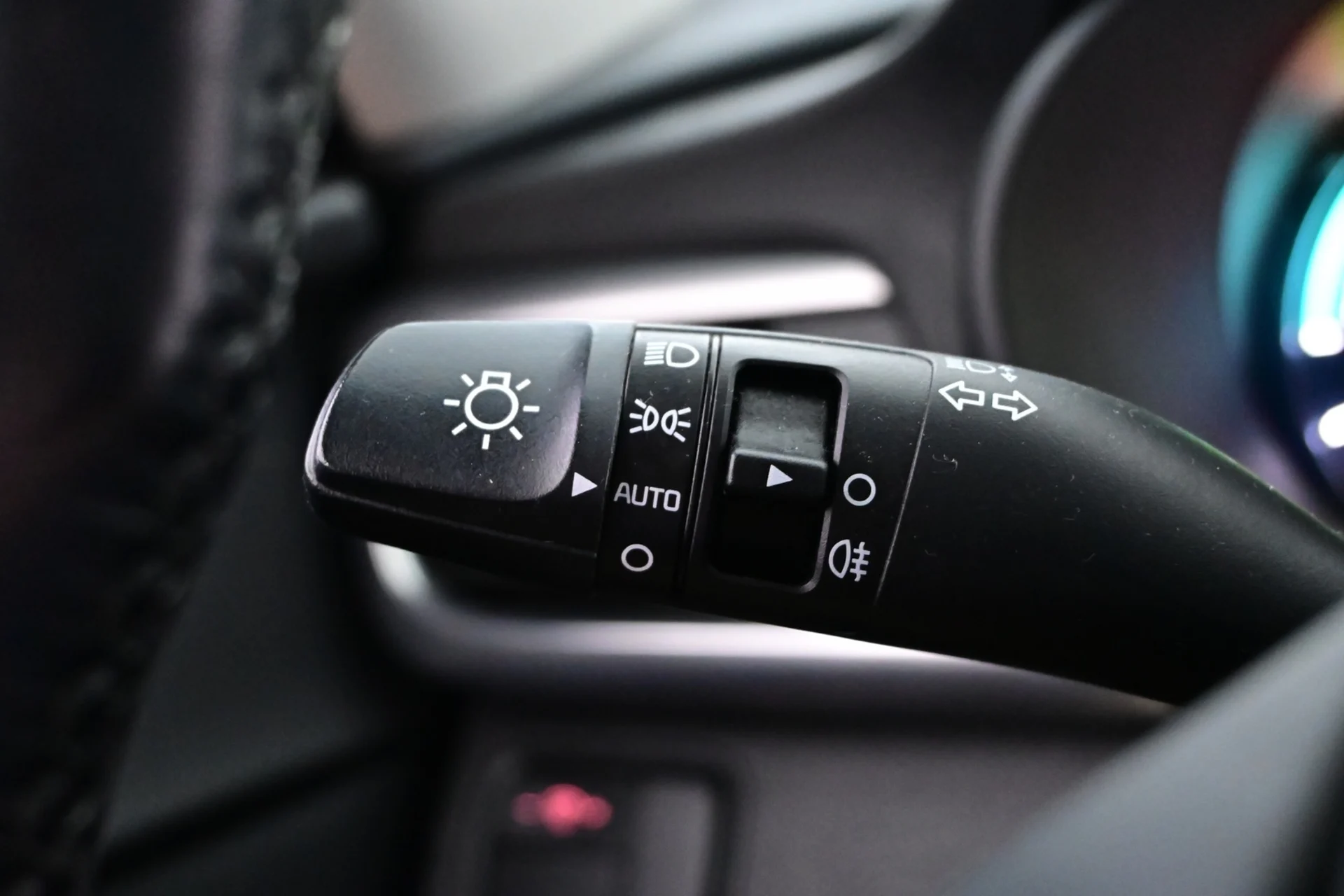 Car Image - 7zdTMHbSbLkOxYrMuCMkRQ