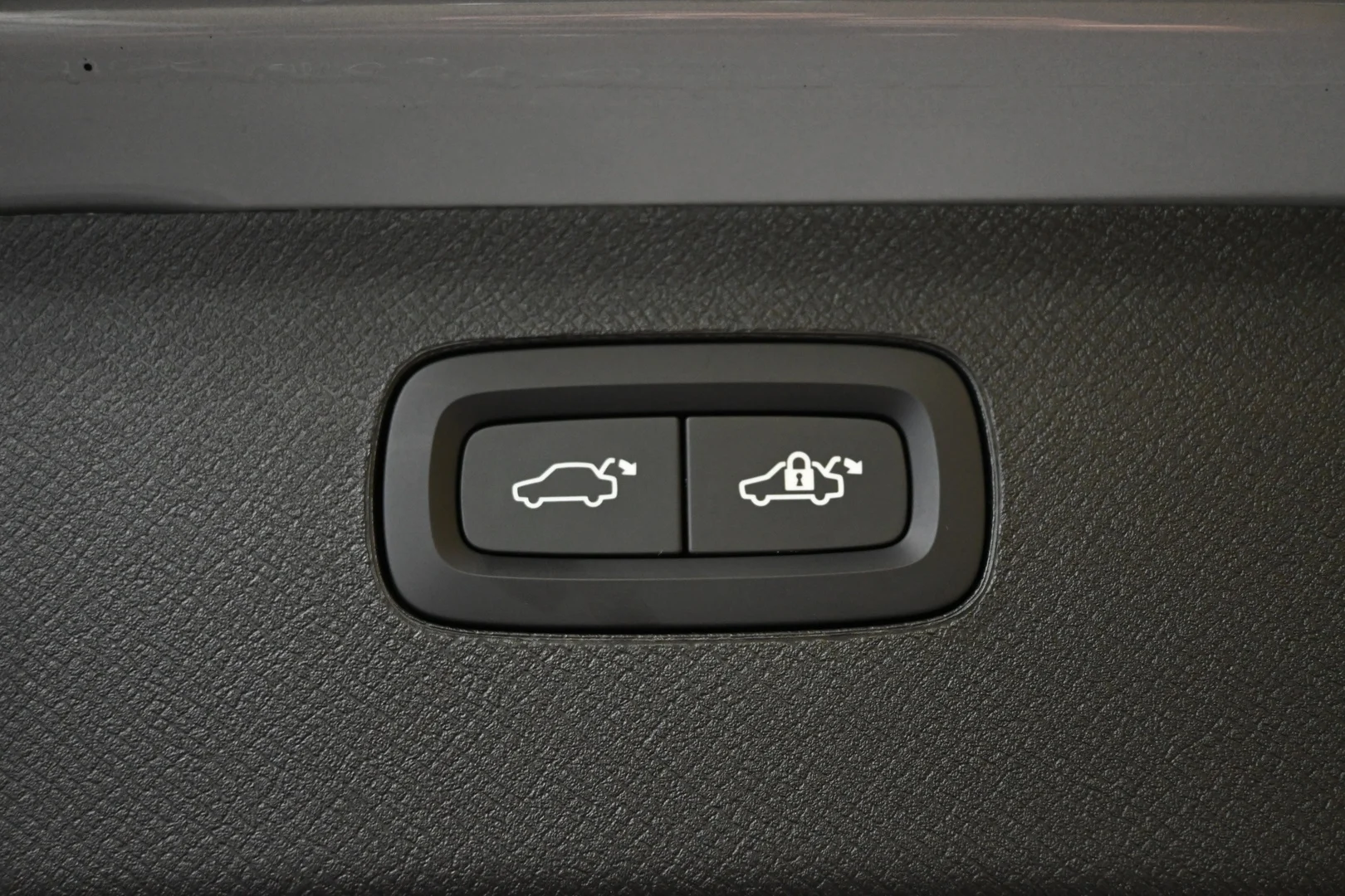 Car Image - 7h8SUBjdtpQz7vkv2F3MgF