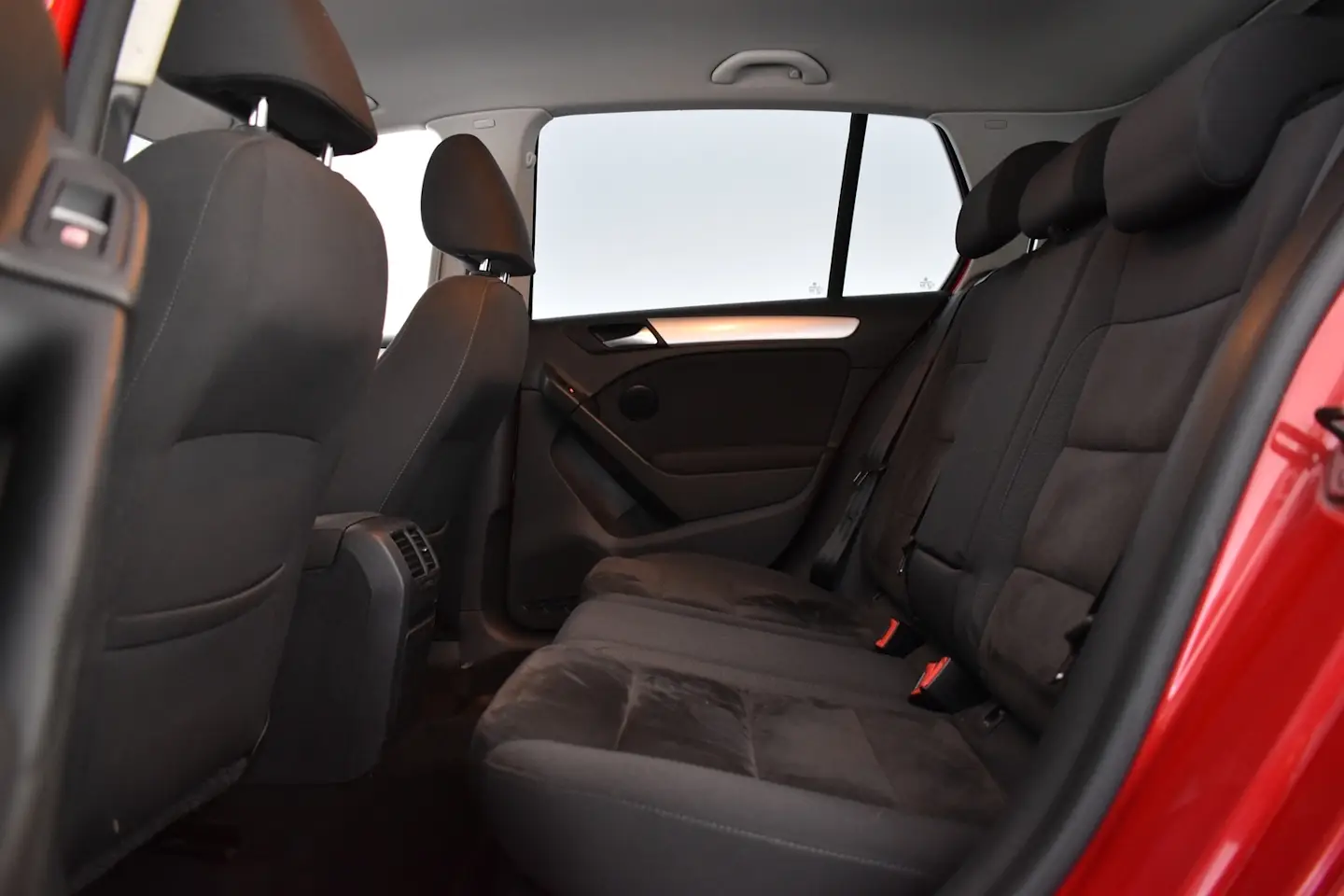 Car Image - U9wVbRSrPyE72RPI17XxM