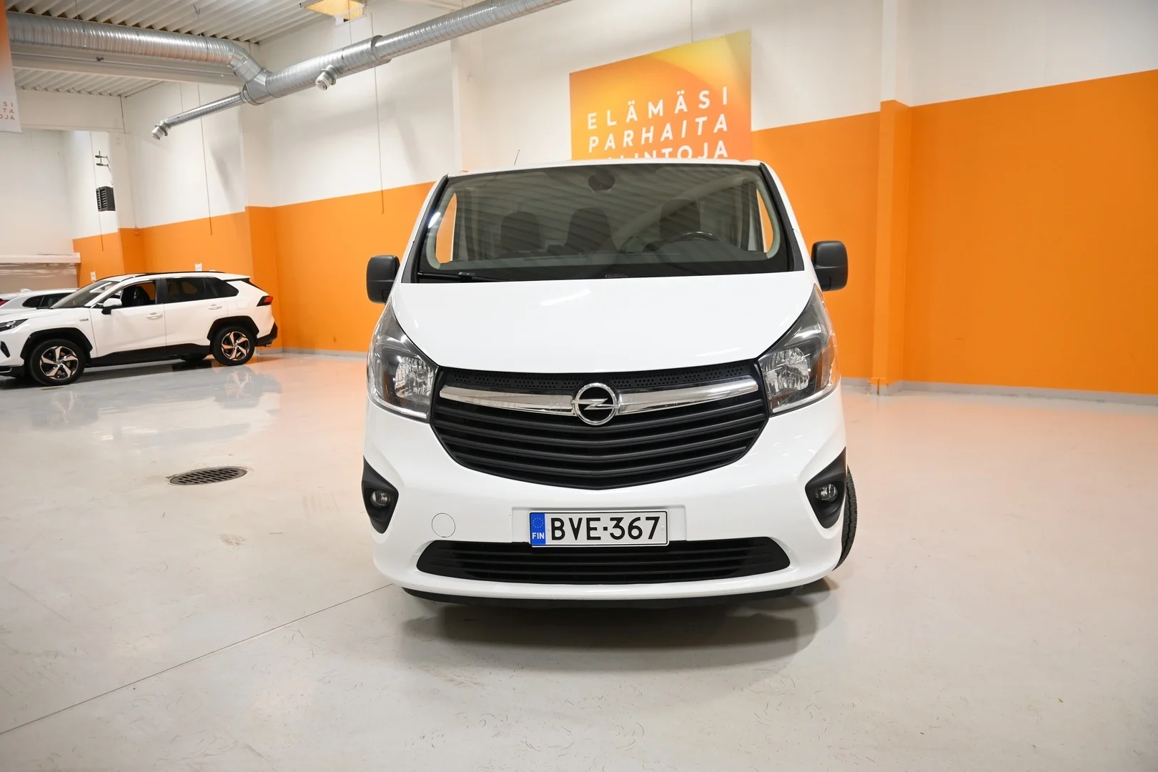 Car Image - 62camGkaIyXV7VaB3TD4jG