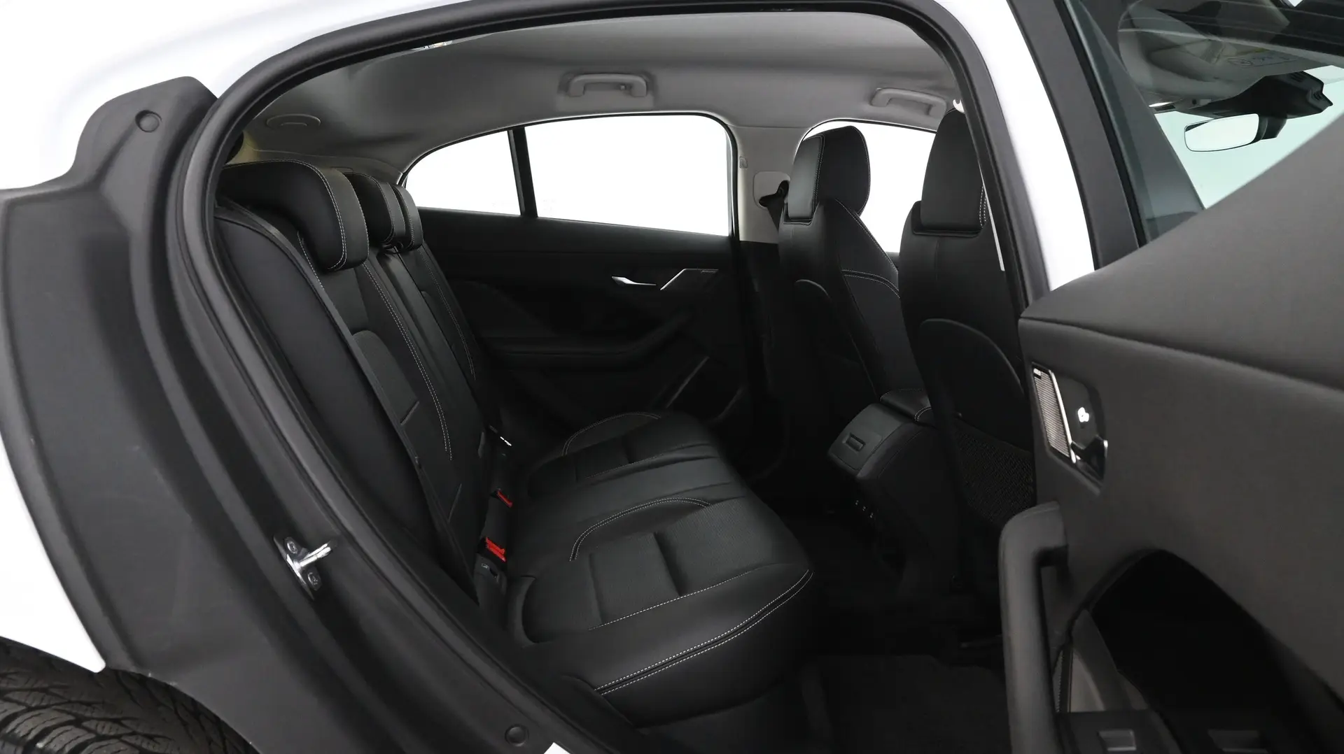 Car Image - 7kFv6uNEiG5Xsn1aDgjpSa
