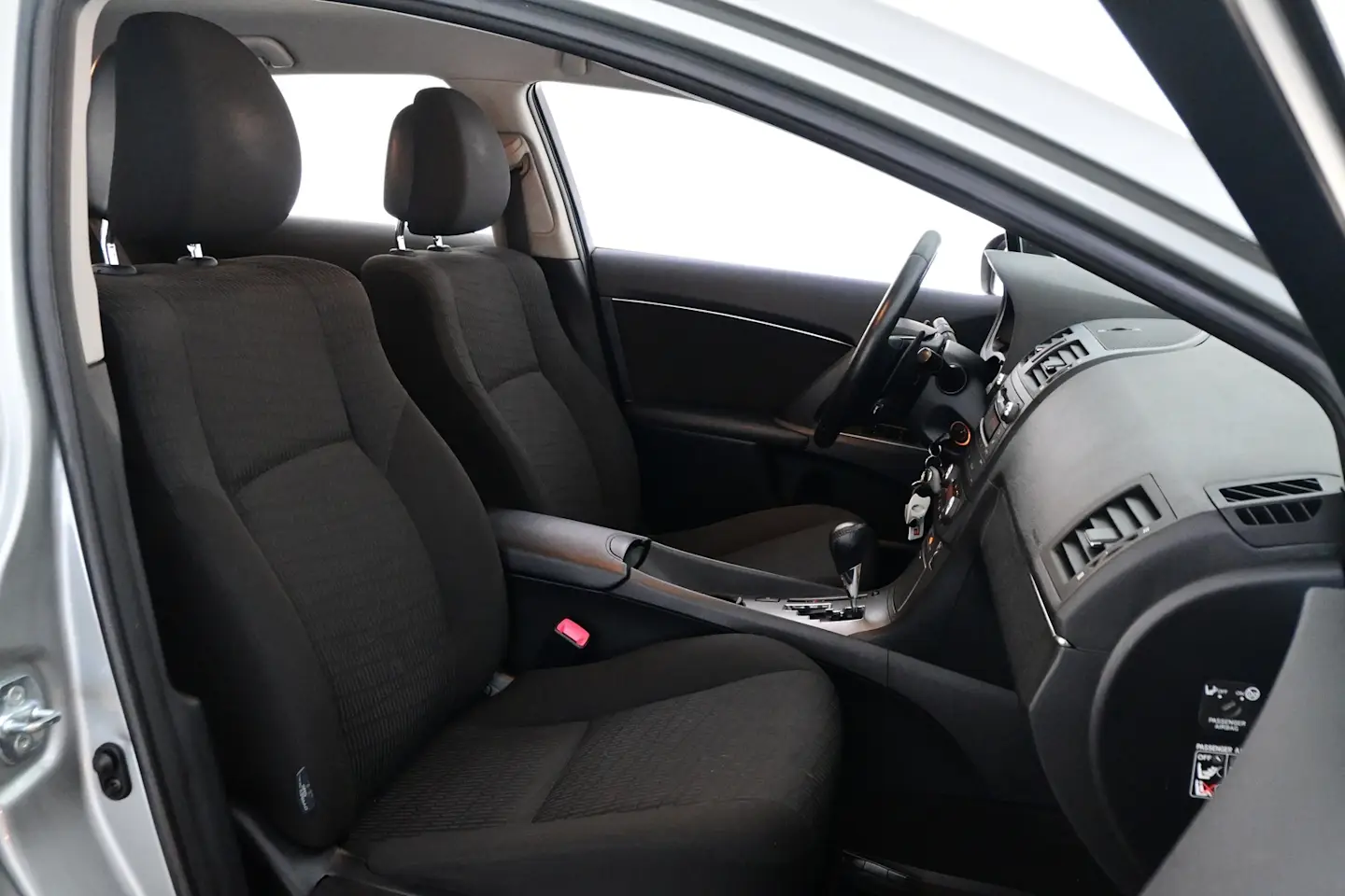 Car Image - 4cLNc6MNPvVuXLDbdnPi5v