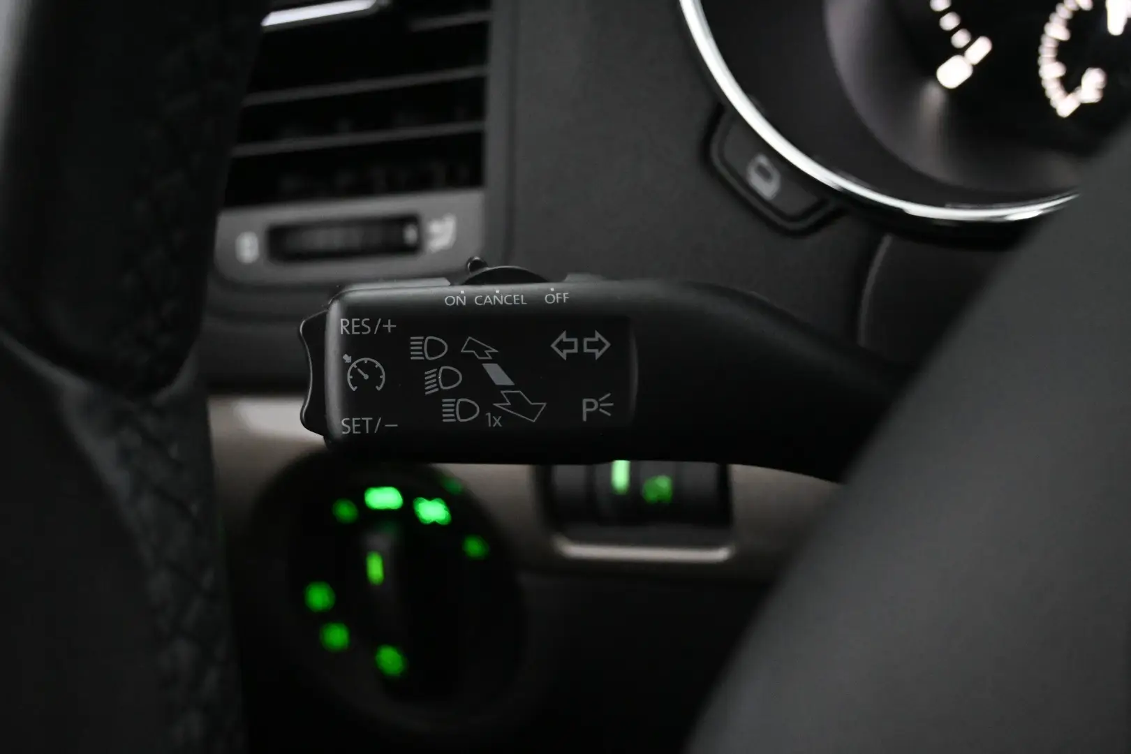 Car Image - 7orpfEMdGpuRieWXSZ9plI